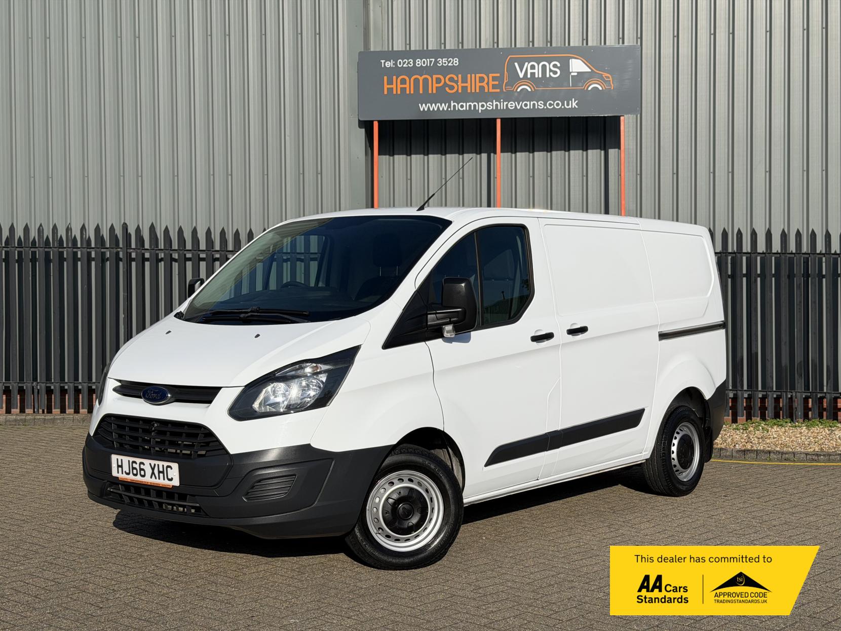 Ford Transit Custom 2.0 TDCi 270 Panel Van 5dr Diesel Manual L1 H1 (163 g/km, 104 bhp)