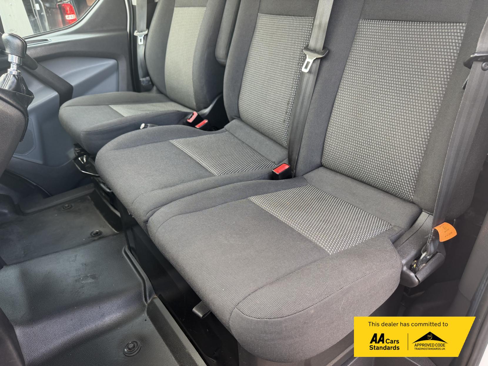 Ford Transit Custom 2.0 TDCi 270 Panel Van 5dr Diesel Manual L1 H1 (163 g/km, 104 bhp)