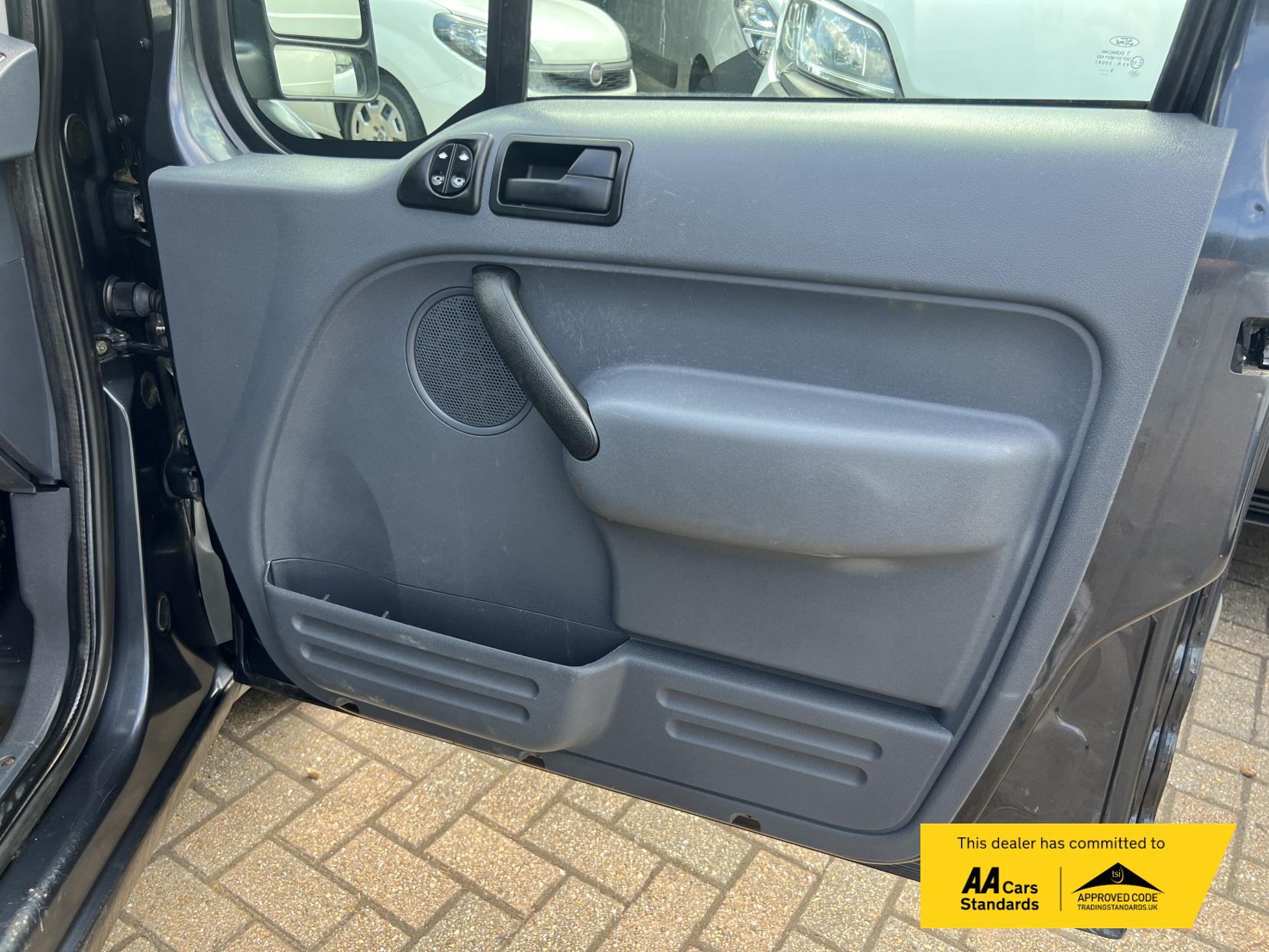 Ford Transit Connect 1.8 TDCi T200 Panel Van 4dr Diesel Manual L1 H1 (89 bhp)