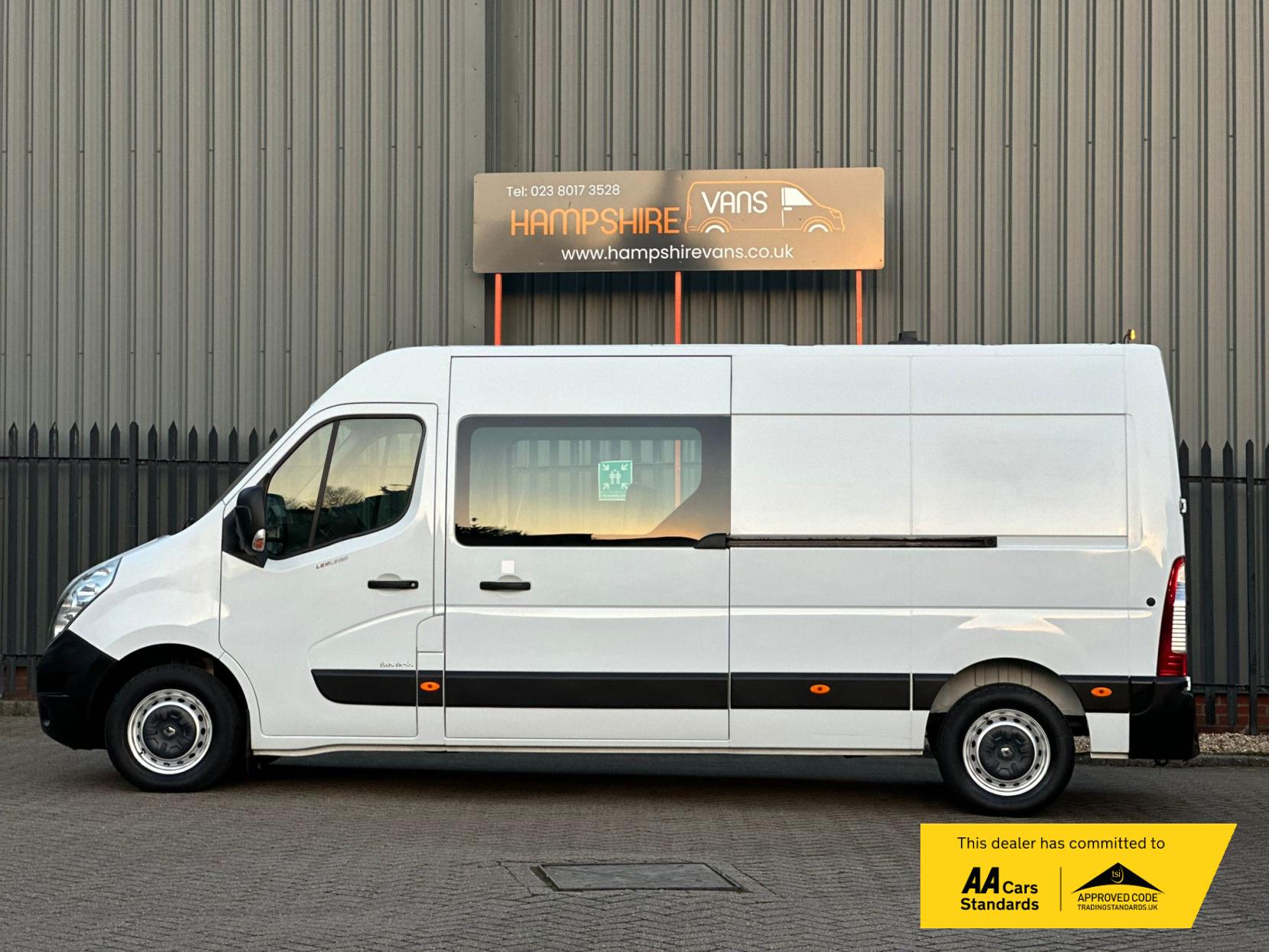 Renault Master 2.3 dCi 35 Business Panel Van 5dr Diesel Manual FWD LWB Medium Roof Euro 6 (110 bhp)