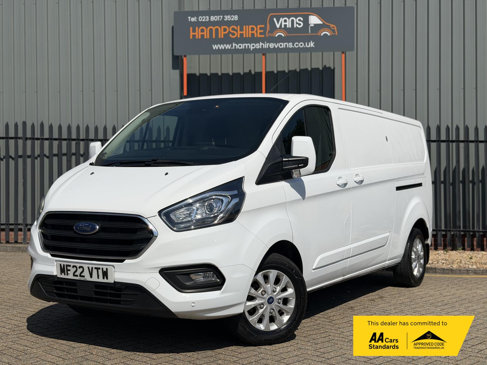 2022 Ford Transit Custom 2.0 300 EcoBlue Limited Panel Van 5dr Diesel Manual L2 H1 Euro 6 (s/s) (130 ps) - Thumbnail 2
