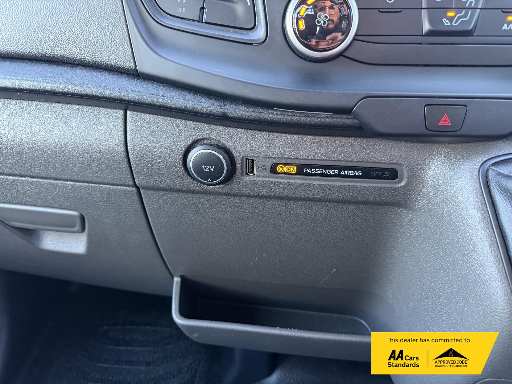 Ford Transit 2.0 350 EcoBlue Premium Dropside 2dr Diesel Manual RWD L2 Euro 6 (130 ps)