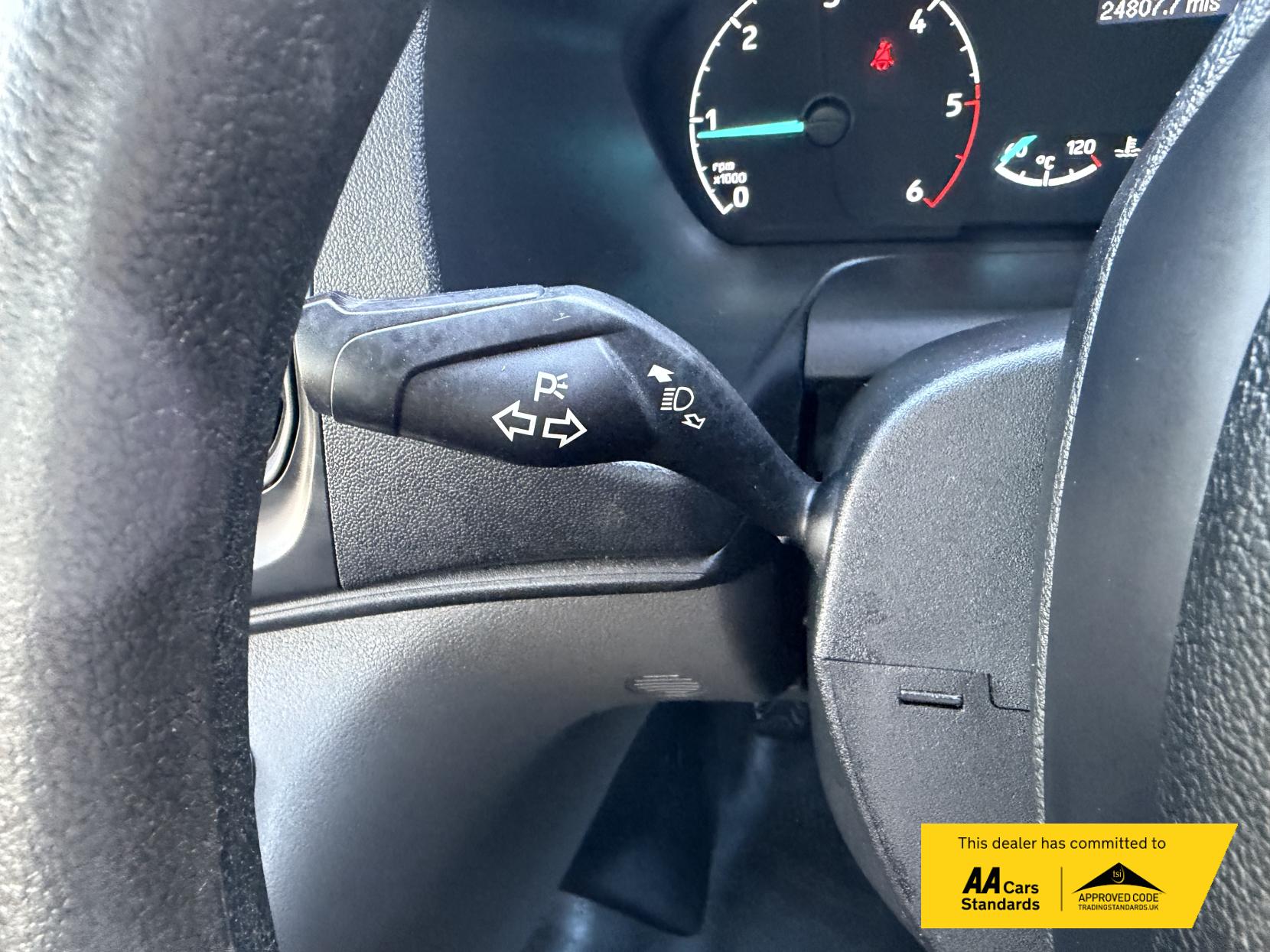 Ford Transit 2.0 350 EcoBlue Premium Dropside 2dr Diesel Manual RWD L2 Euro 6 (130 ps)