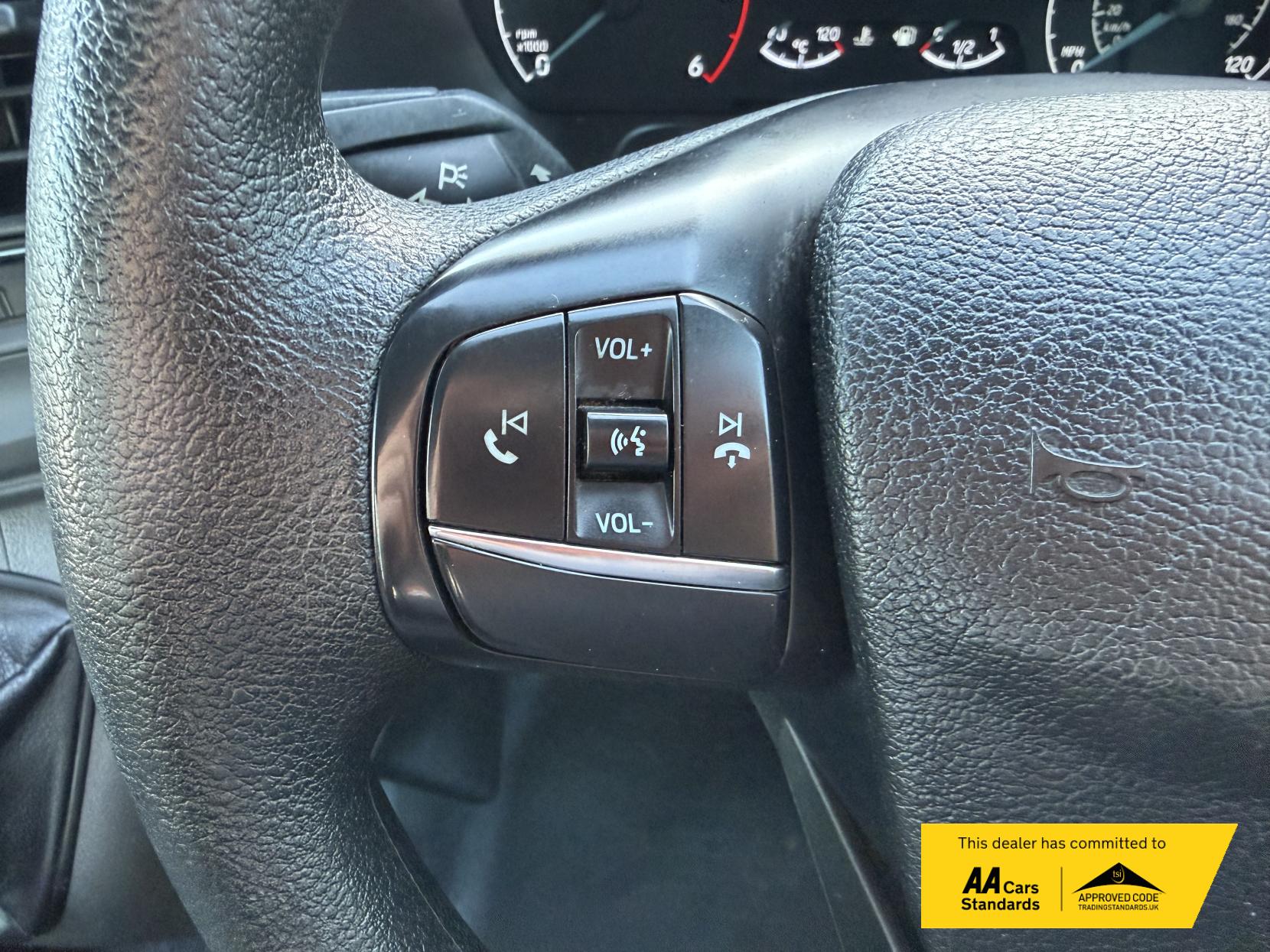 Ford Transit 2.0 350 EcoBlue Premium Dropside 2dr Diesel Manual RWD L2 Euro 6 (130 ps)