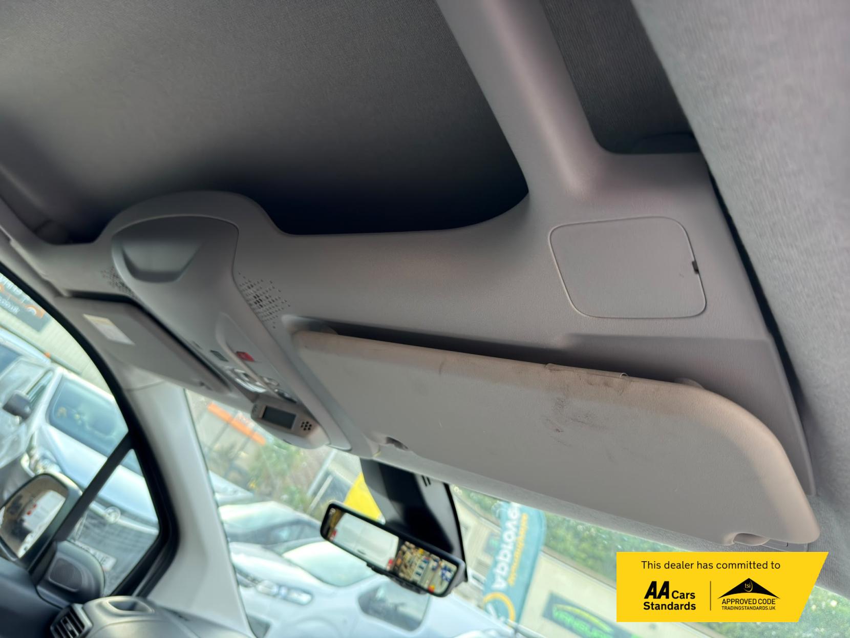2024 Vauxhall Combo 1.5 Turbo D 2300 Pro XL Panel Van 6dr Diesel Auto LWB Euro 6 (s/s) (130 ps) - Thumbnail 56