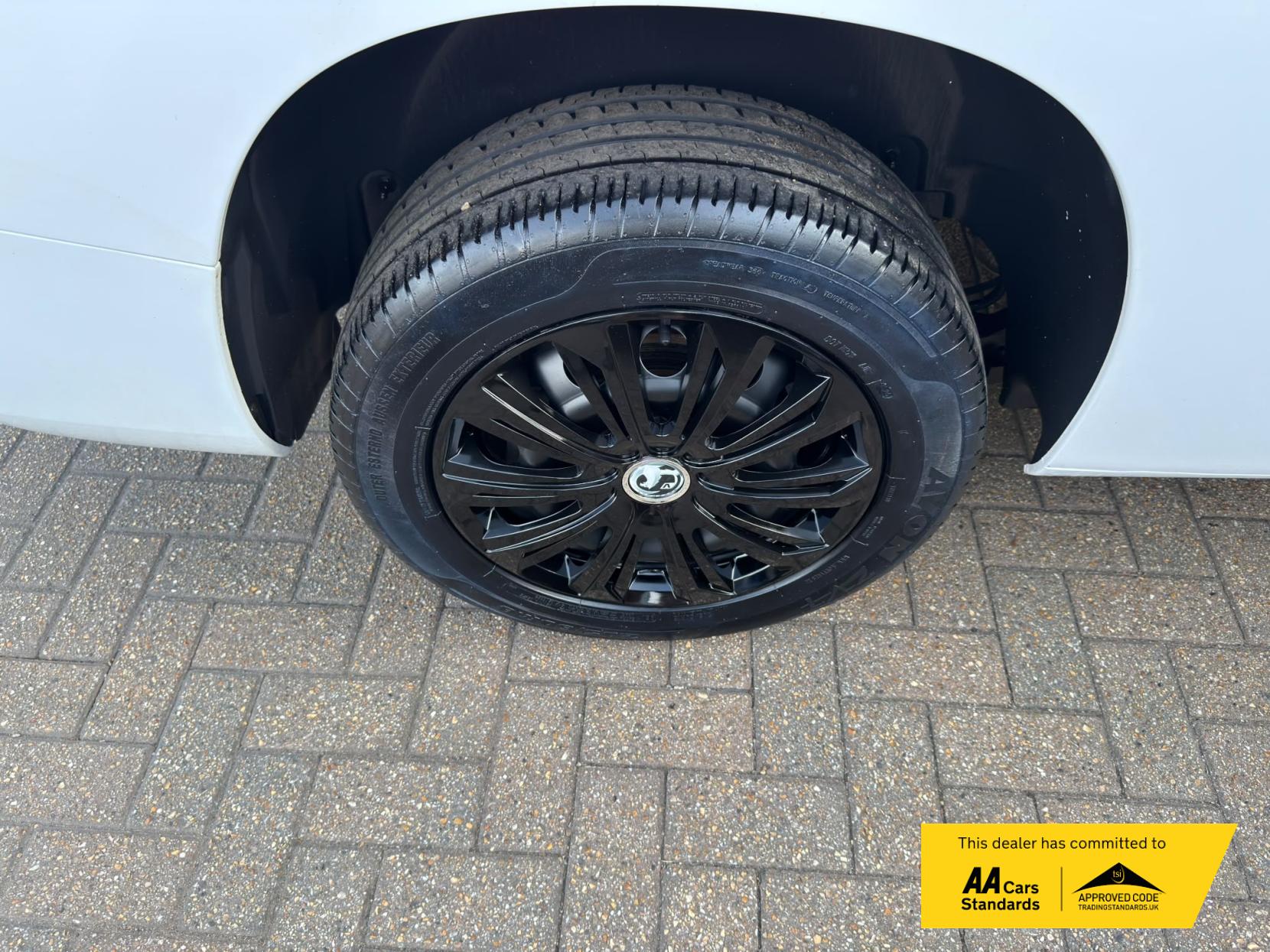 2024 Vauxhall Combo 1.5 Turbo D 2300 Pro XL Panel Van 6dr Diesel Auto LWB Euro 6 (s/s) (130 ps) - Thumbnail 63
