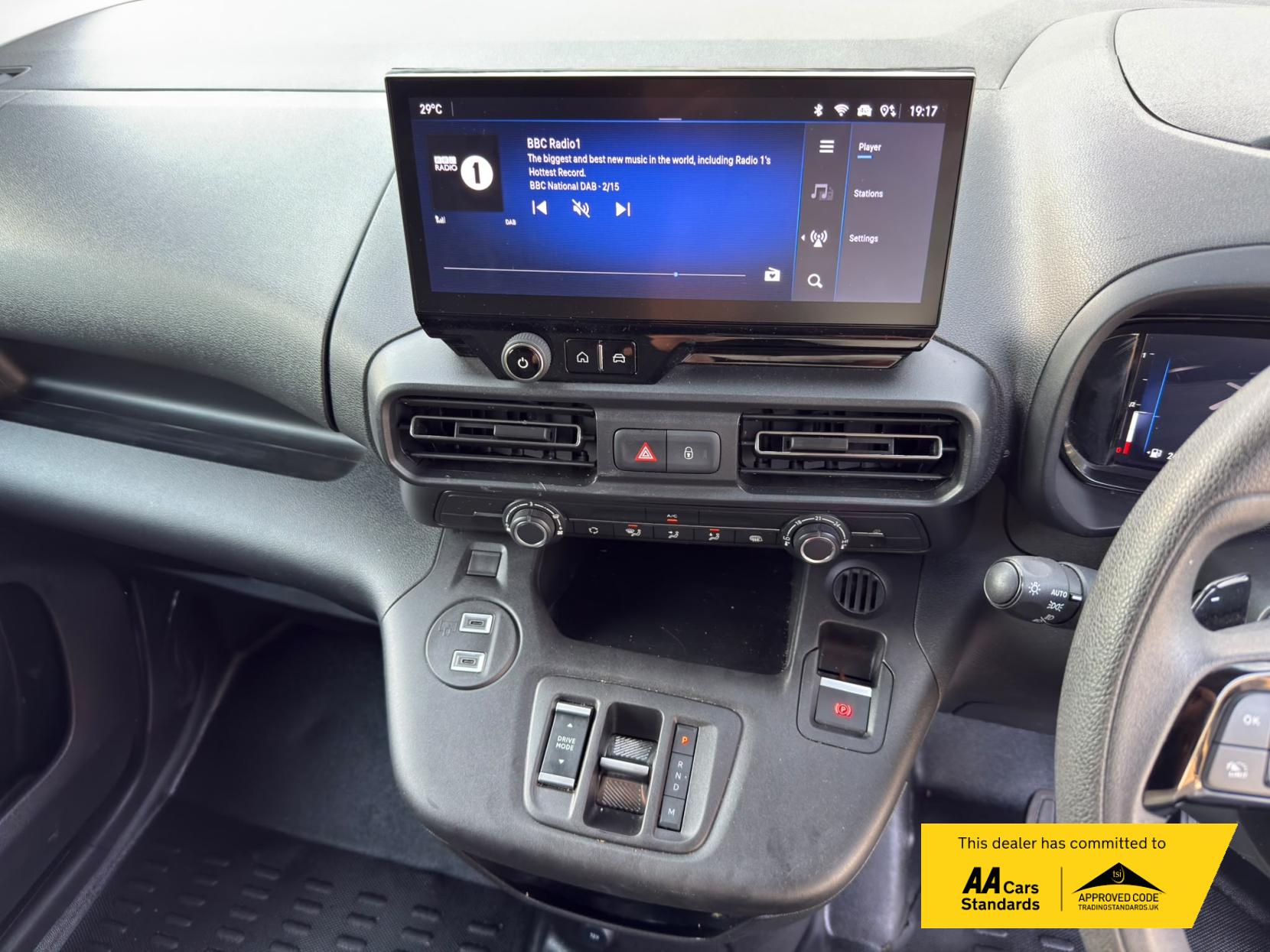 2024 Vauxhall Combo 1.5 Turbo D 2300 Pro XL Panel Van 6dr Diesel Auto LWB Euro 6 (s/s) (130 ps) - Thumbnail 41