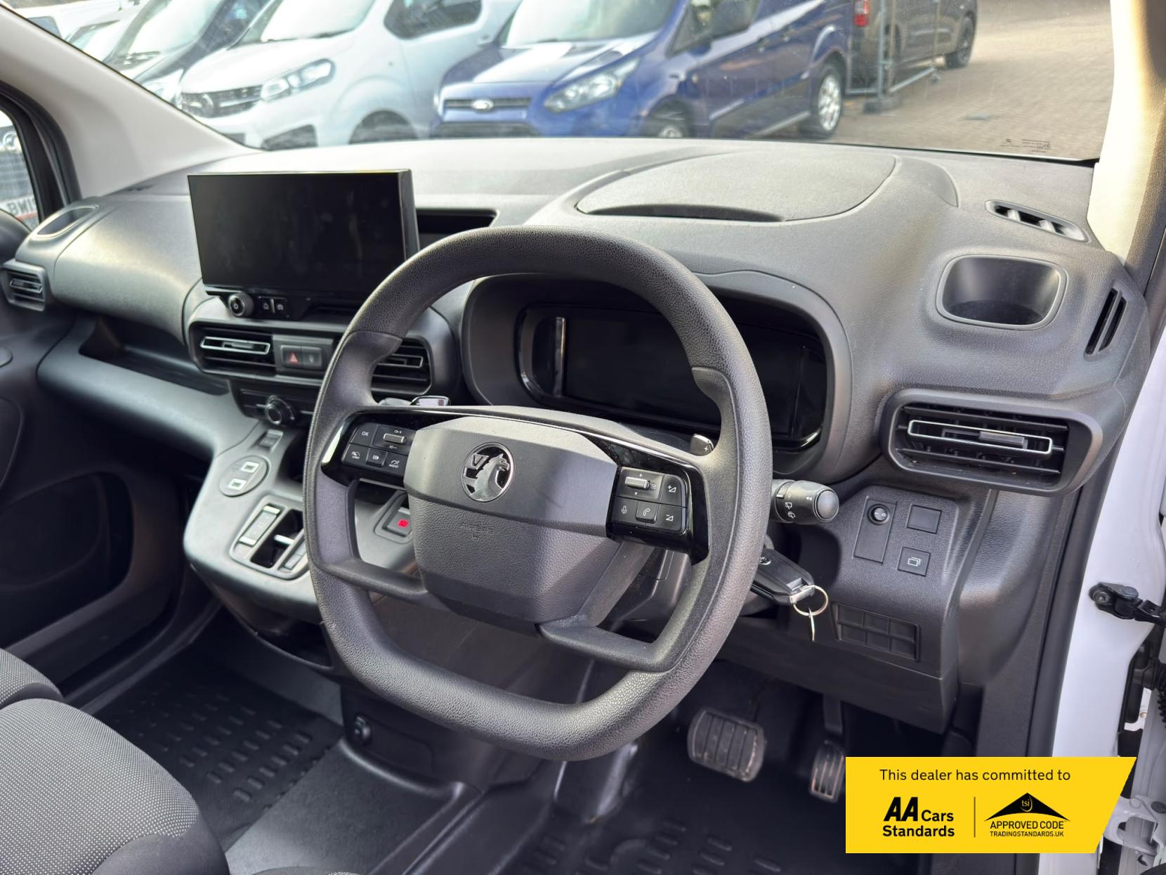 2024 Vauxhall Combo 1.5 Turbo D 2300 Pro XL Panel Van 6dr Diesel Auto LWB Euro 6 (s/s) (130 ps) - Thumbnail 53