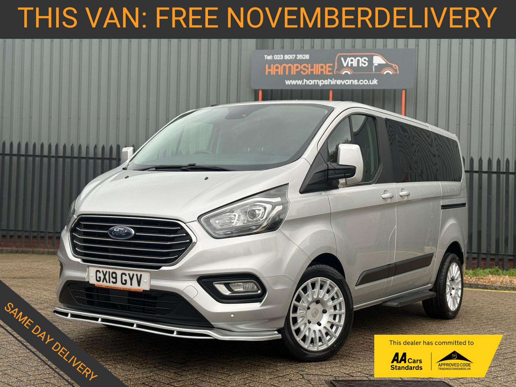 Ford Tourneo Custom 2.0 320 EcoBlue Zetec Minibus Double Cab 5dr Diesel Manual L1 Euro 6 (s/s) (130 ps)