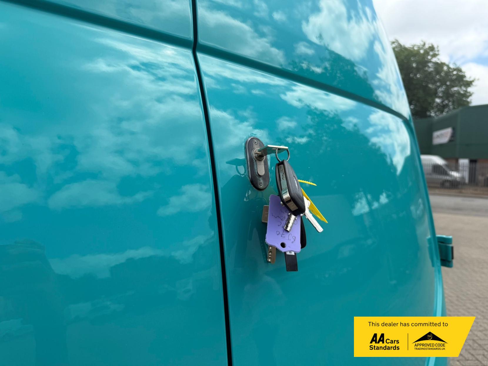 Ford Transit Custom 2.0 340 EcoBlue Trend Panel Van 5dr Diesel Auto L1 H2 Euro 6 (s/s) (130 ps)
