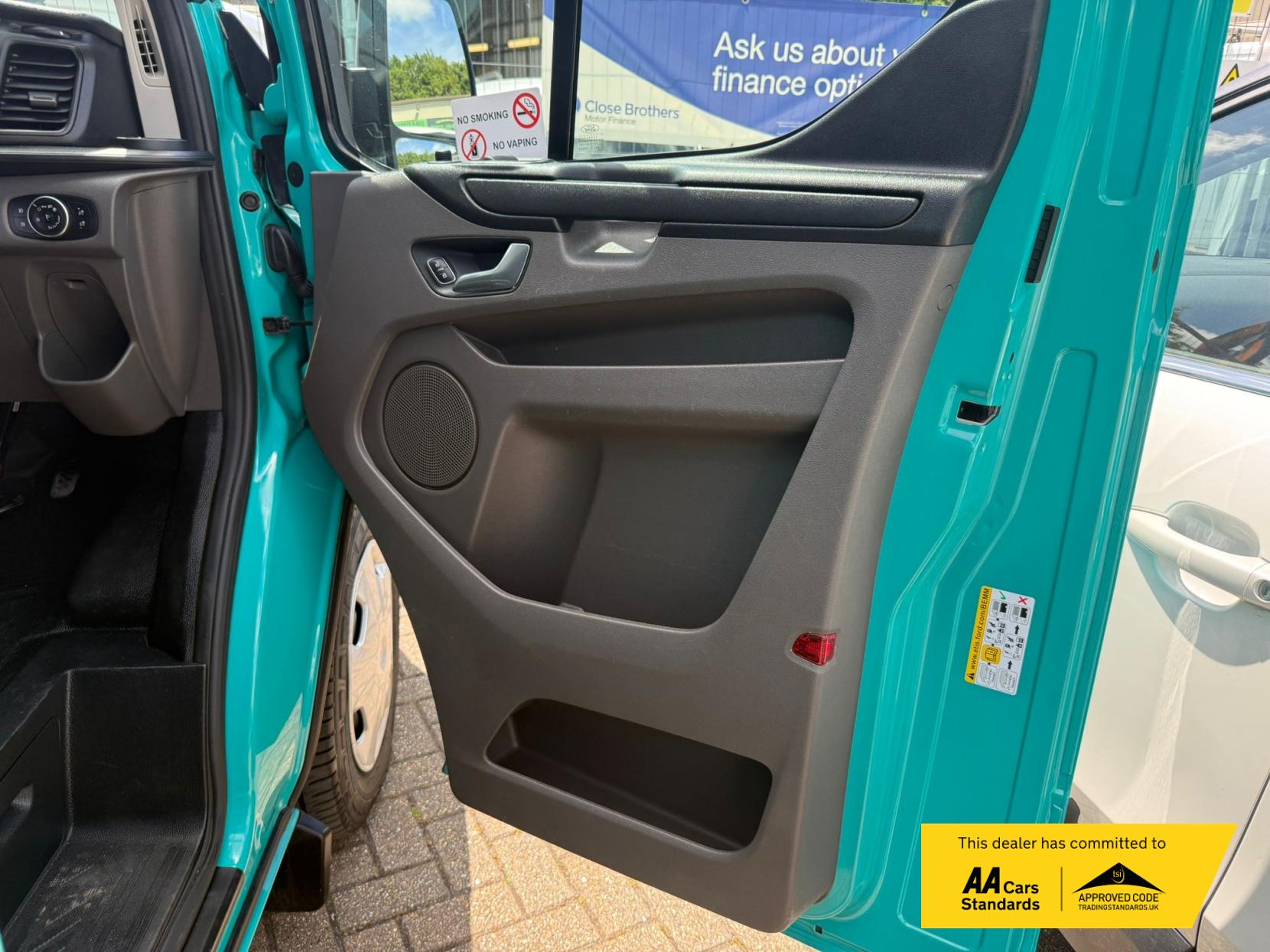 Ford Transit Custom 2.0 340 EcoBlue Trend Panel Van 5dr Diesel Auto L1 H2 Euro 6 (s/s) (130 ps)