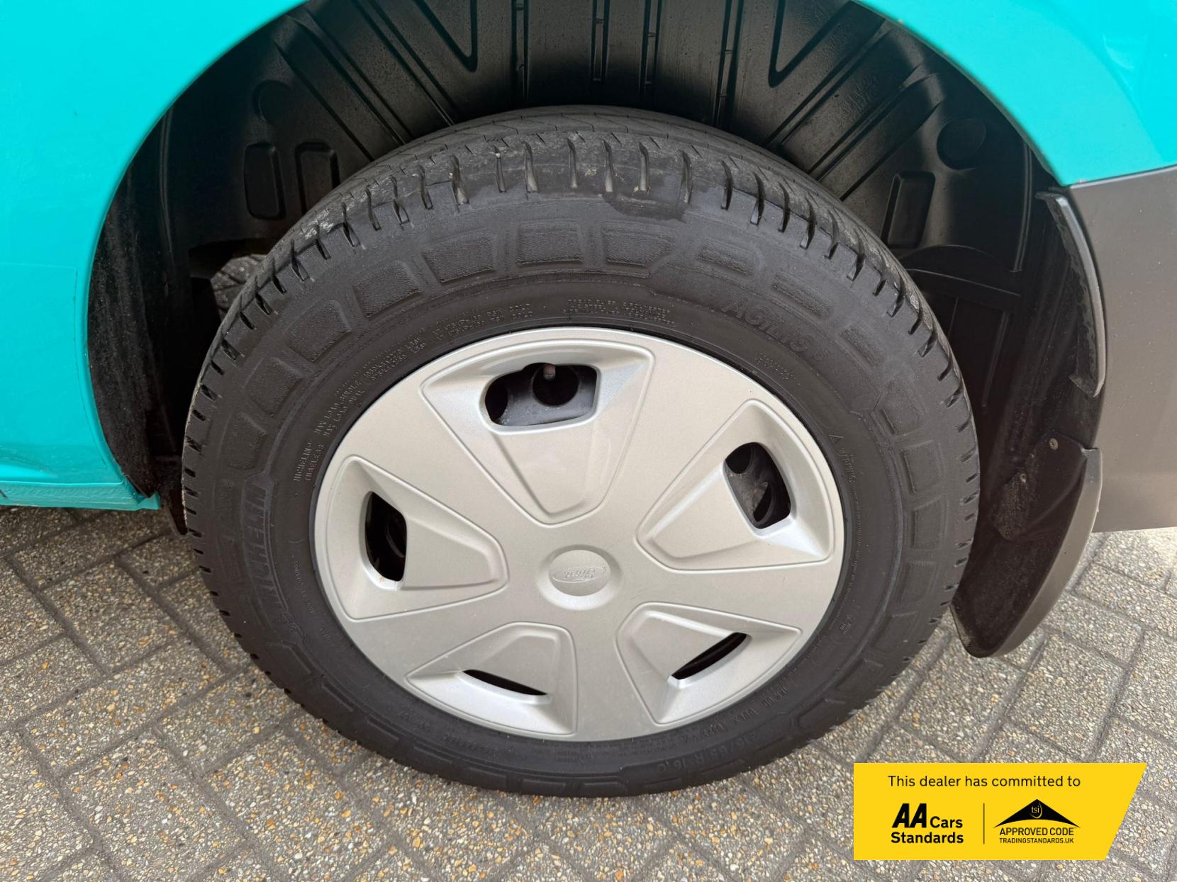 Ford Transit Custom 2.0 340 EcoBlue Trend Panel Van 5dr Diesel Auto L1 H2 Euro 6 (s/s) (130 ps)