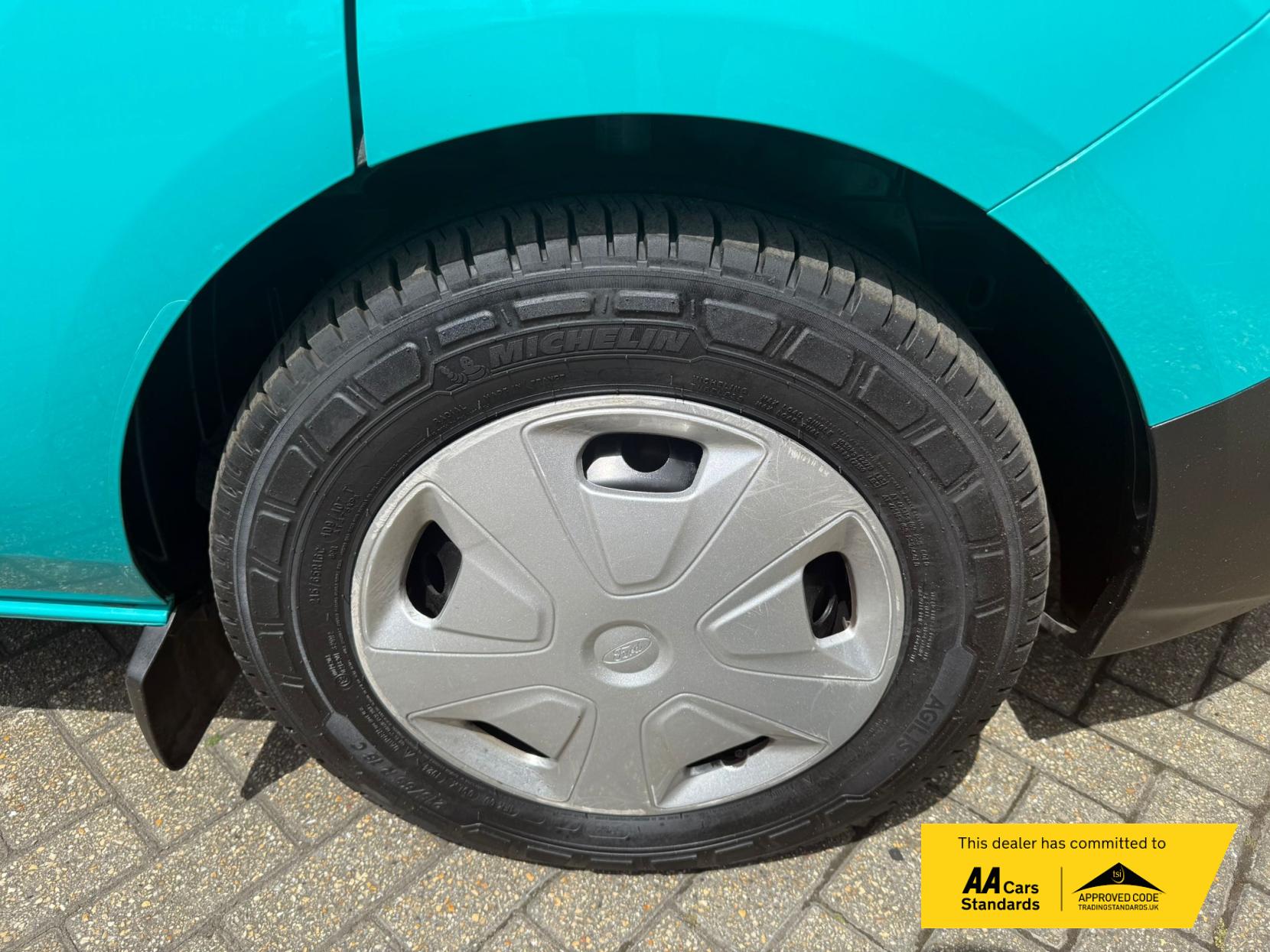 Ford Transit Custom 2.0 340 EcoBlue Trend Panel Van 5dr Diesel Auto L1 H2 Euro 6 (s/s) (130 ps)
