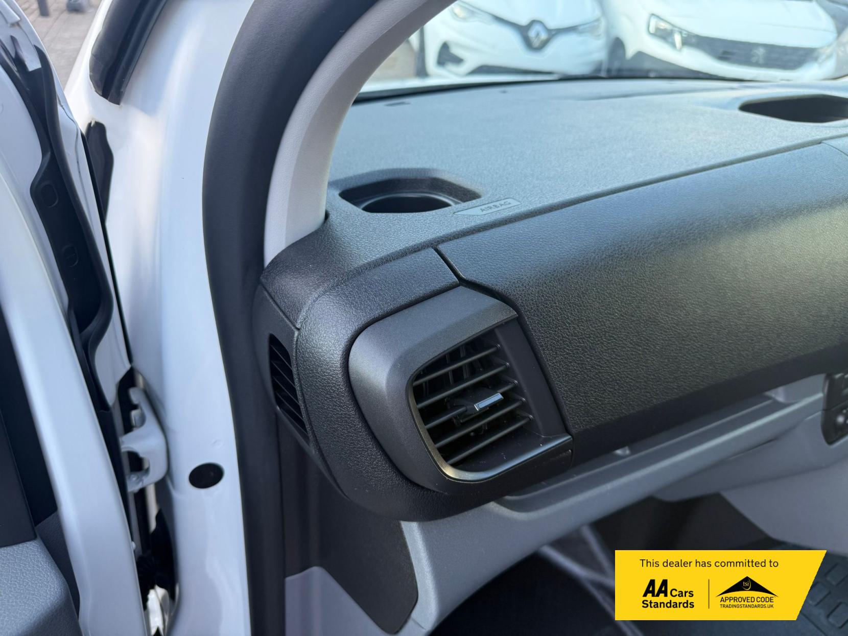 Citroen Dispatch 1.5 BlueHDi 1000 Enterprise XS Panel Van 6dr Diesel Manual FWD 1 Euro 6 (s/s) (100 ps)