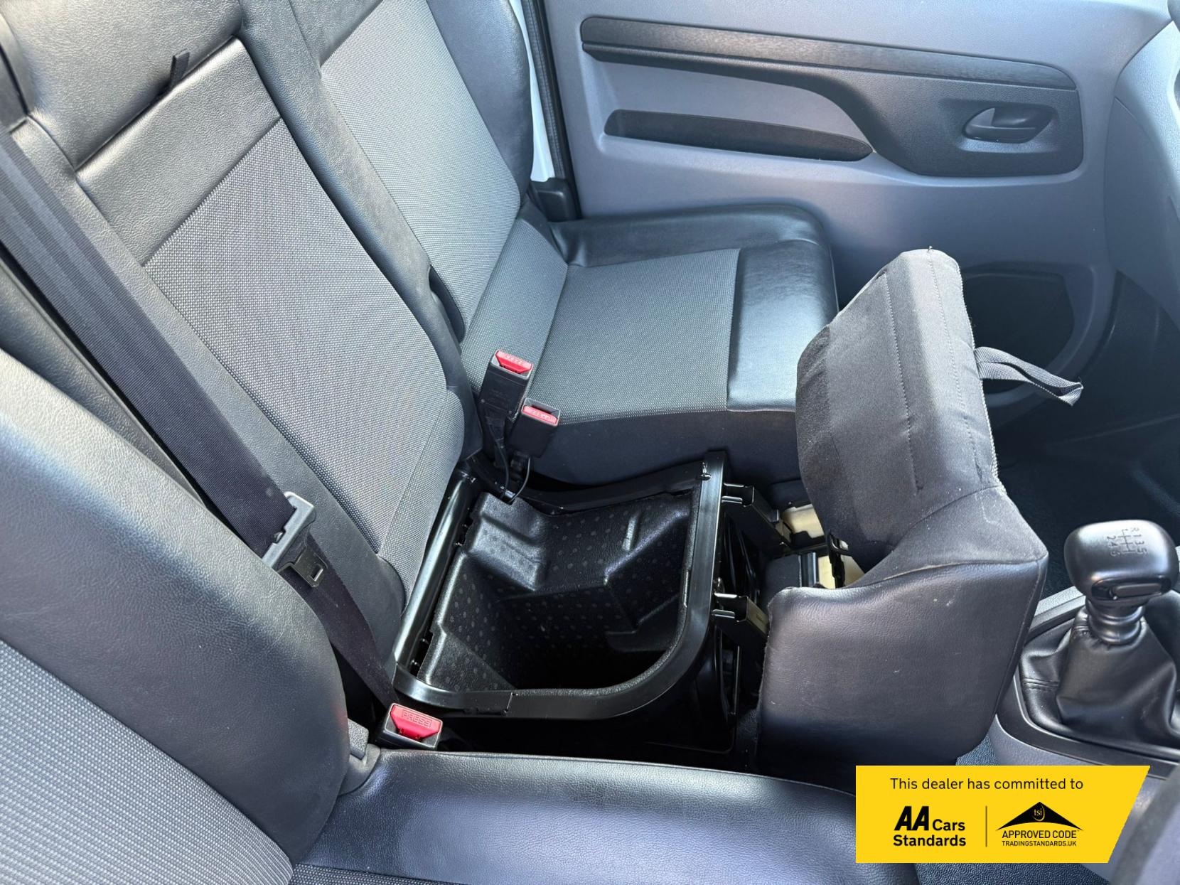 Citroen Dispatch 1.5 BlueHDi 1000 Enterprise XS Panel Van 6dr Diesel Manual FWD 1 Euro 6 (s/s) (100 ps)