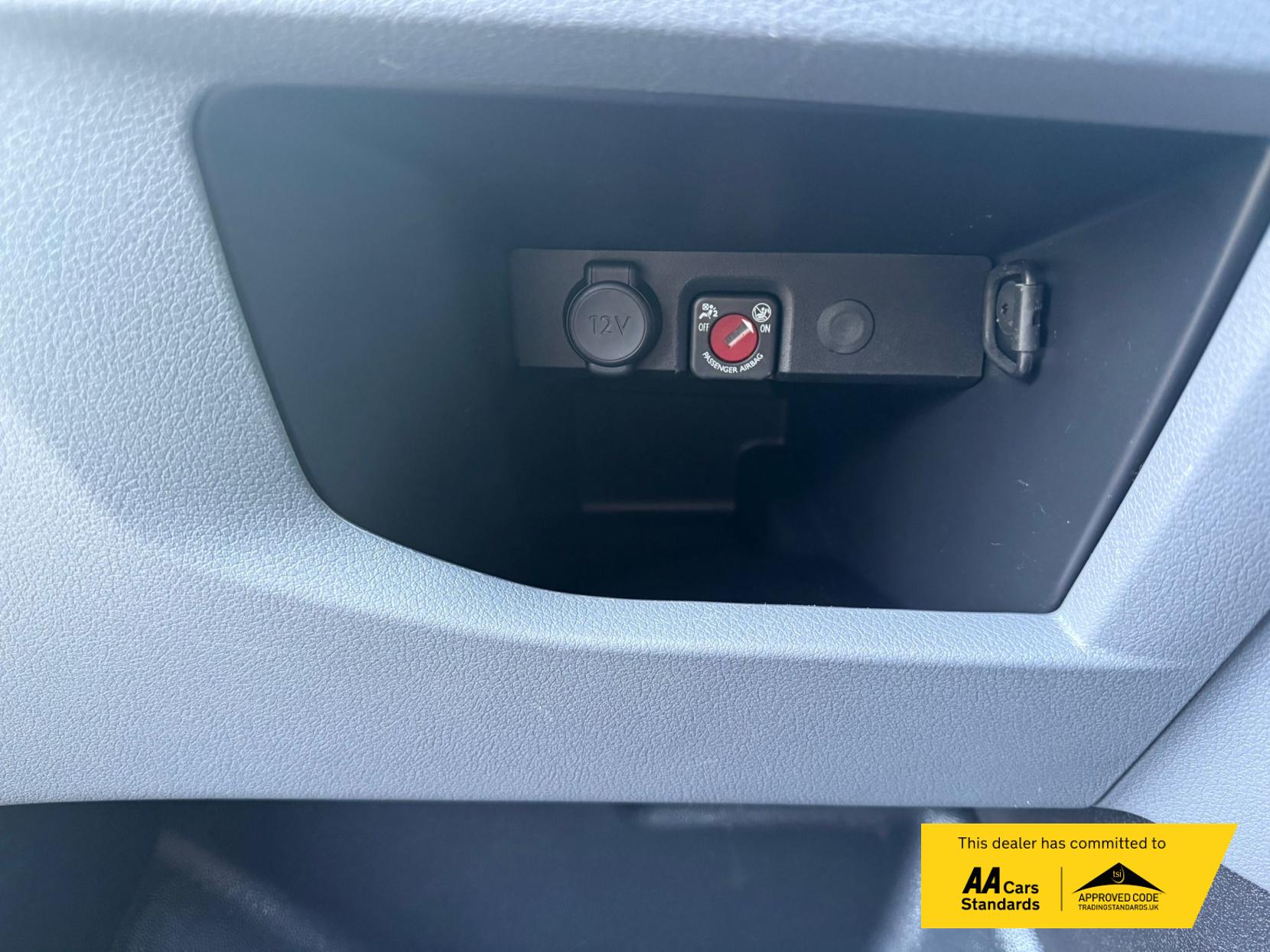 Citroen Dispatch 1.5 BlueHDi 1000 Enterprise XS Panel Van 6dr Diesel Manual FWD 1 Euro 6 (s/s) (100 ps)