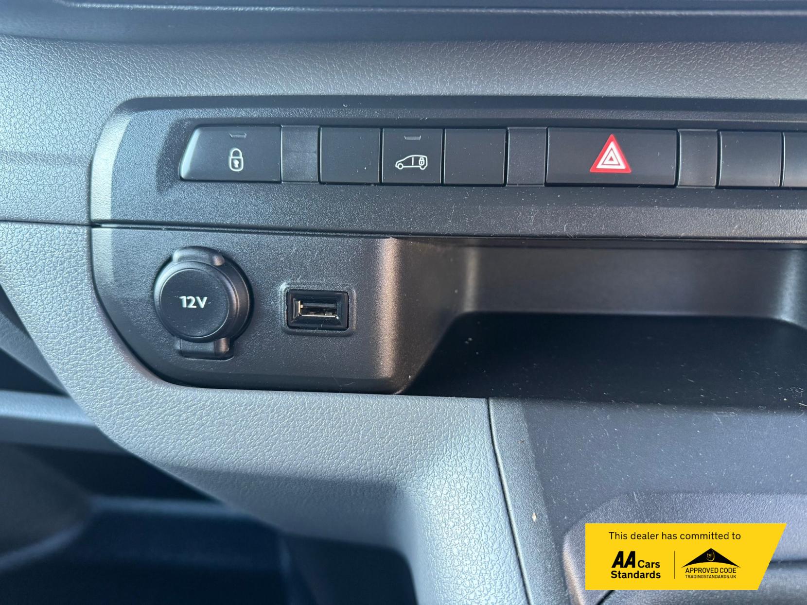 Citroen Dispatch 1.5 BlueHDi 1000 Enterprise XS Panel Van 6dr Diesel Manual FWD 1 Euro 6 (s/s) (100 ps)