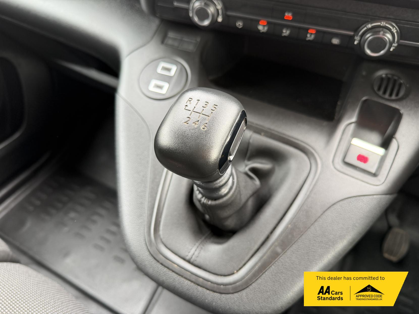 Peugeot Partner 1.5 BlueHDi 1000 Professional Standard Panel Van 5dr Diesel Manual SWB Euro 6 (s/s) (100 ps)