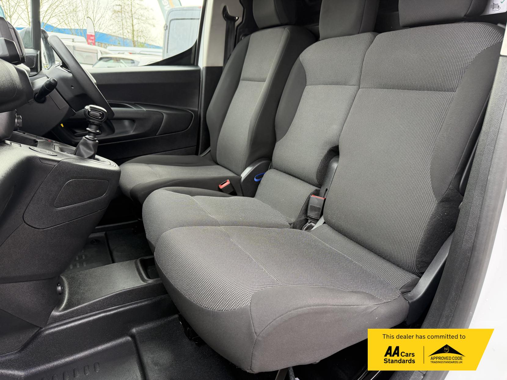 Peugeot Partner 1.5 BlueHDi 1000 Professional Standard Panel Van 5dr Diesel Manual SWB Euro 6 (s/s) (100 ps)