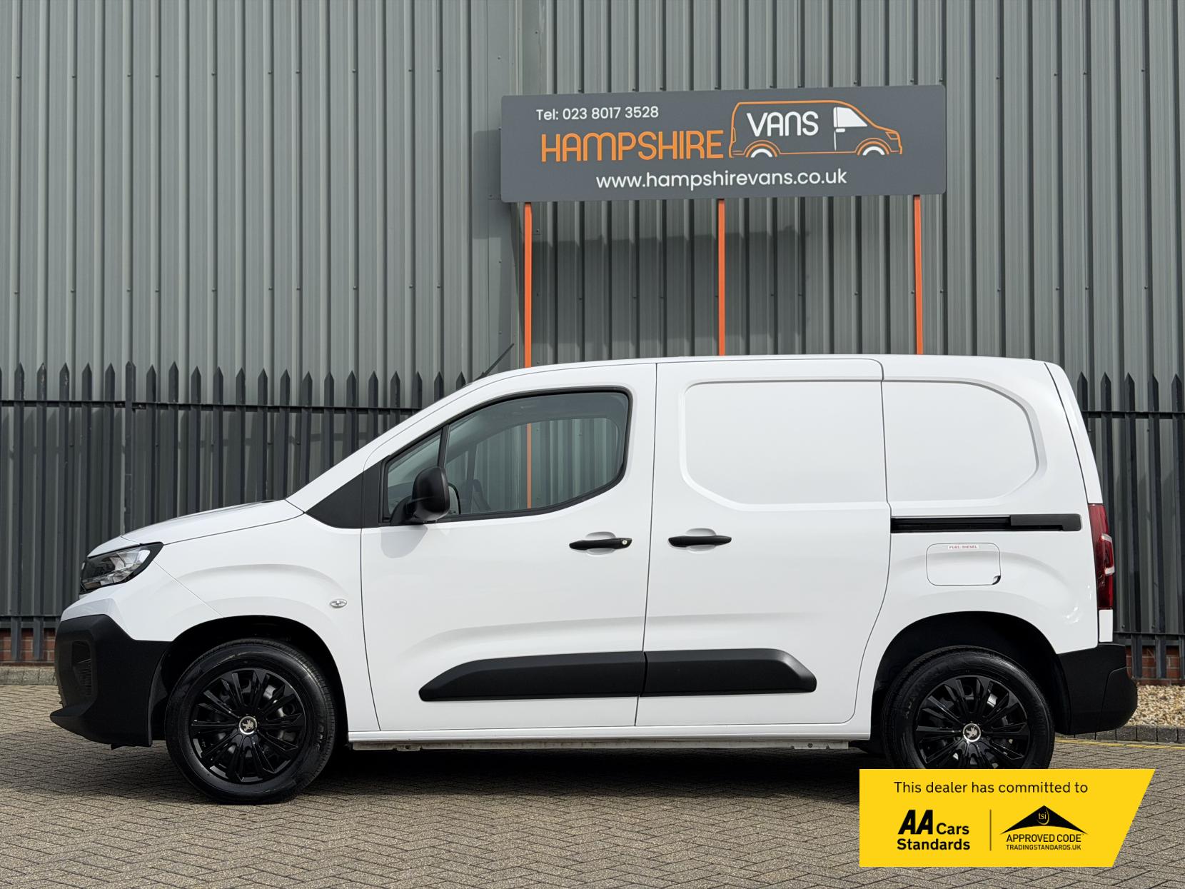 Peugeot Partner 1.5 BlueHDi 1000 Professional Standard Panel Van 5dr Diesel Manual SWB Euro 6 (s/s) (100 ps)