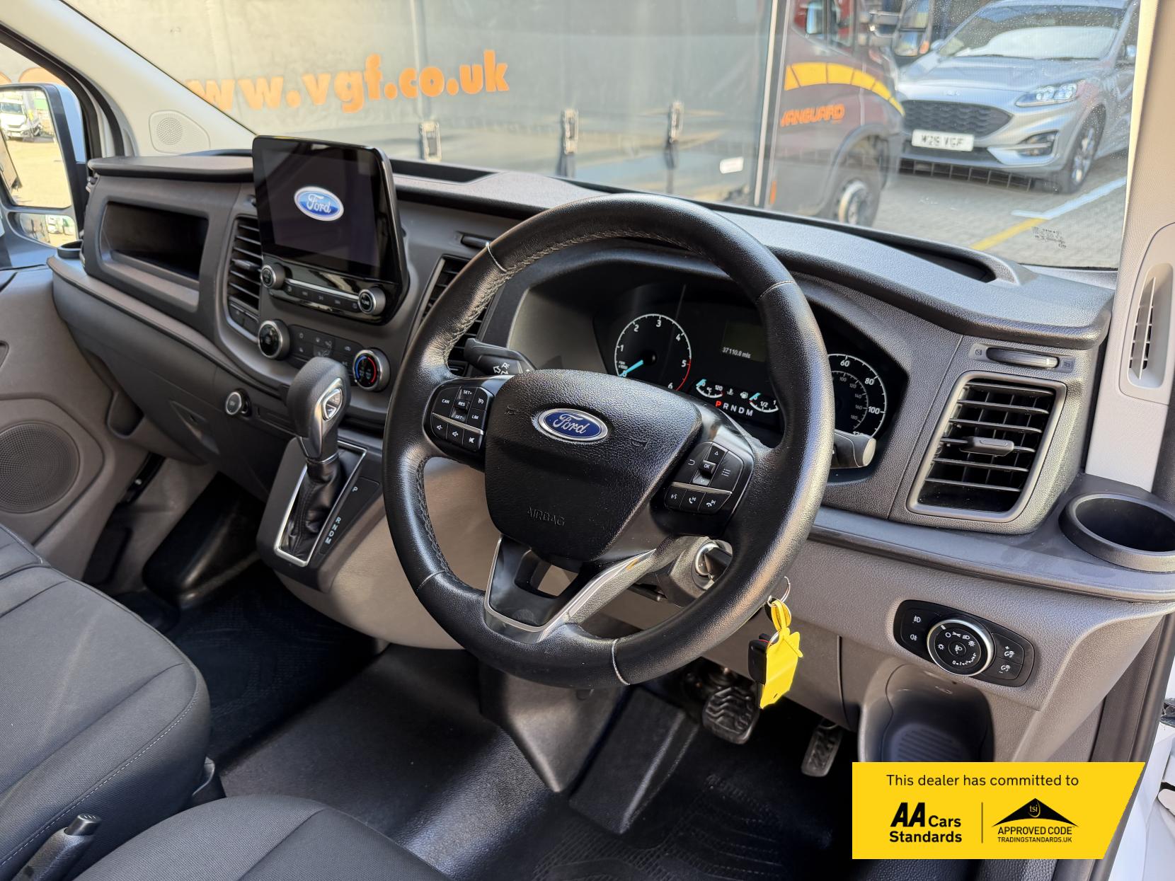 2019 Ford Transit Custom 2.0 300 EcoBlue Trend Panel Van 5dr Diesel Auto L1 H1 Euro 6 (s/s) (130 ps) - Thumbnail 40
