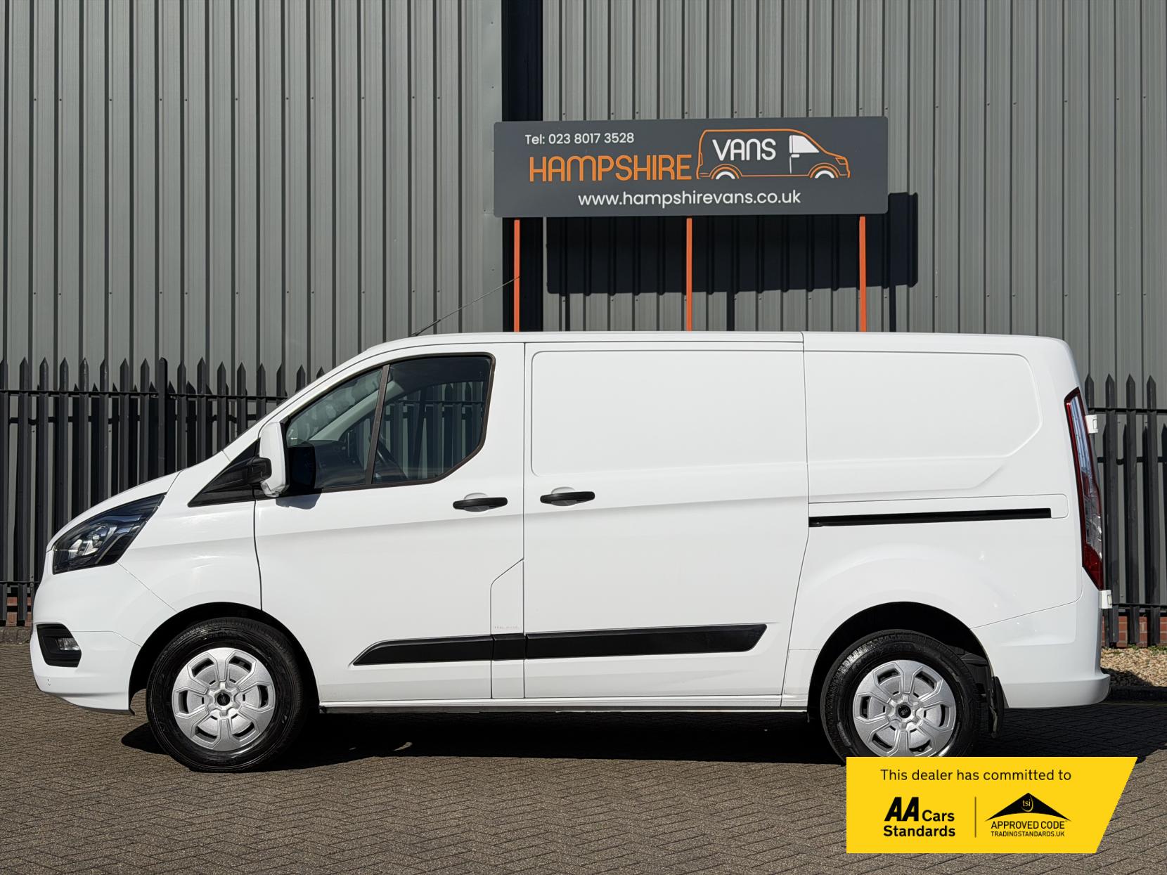 2019 Ford Transit Custom 2.0 300 EcoBlue Trend Panel Van 5dr Diesel Auto L1 H1 Euro 6 (s/s) (130 ps) - Thumbnail 8