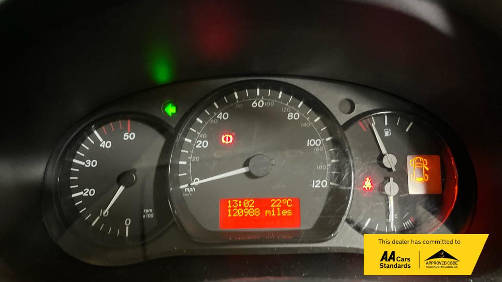 2016 Mercedes-Benz Citan 1.5 111 CDI Sport Panel Van 5dr Diesel Manual L2 Euro 5 (110 ps) - Thumbnail 9