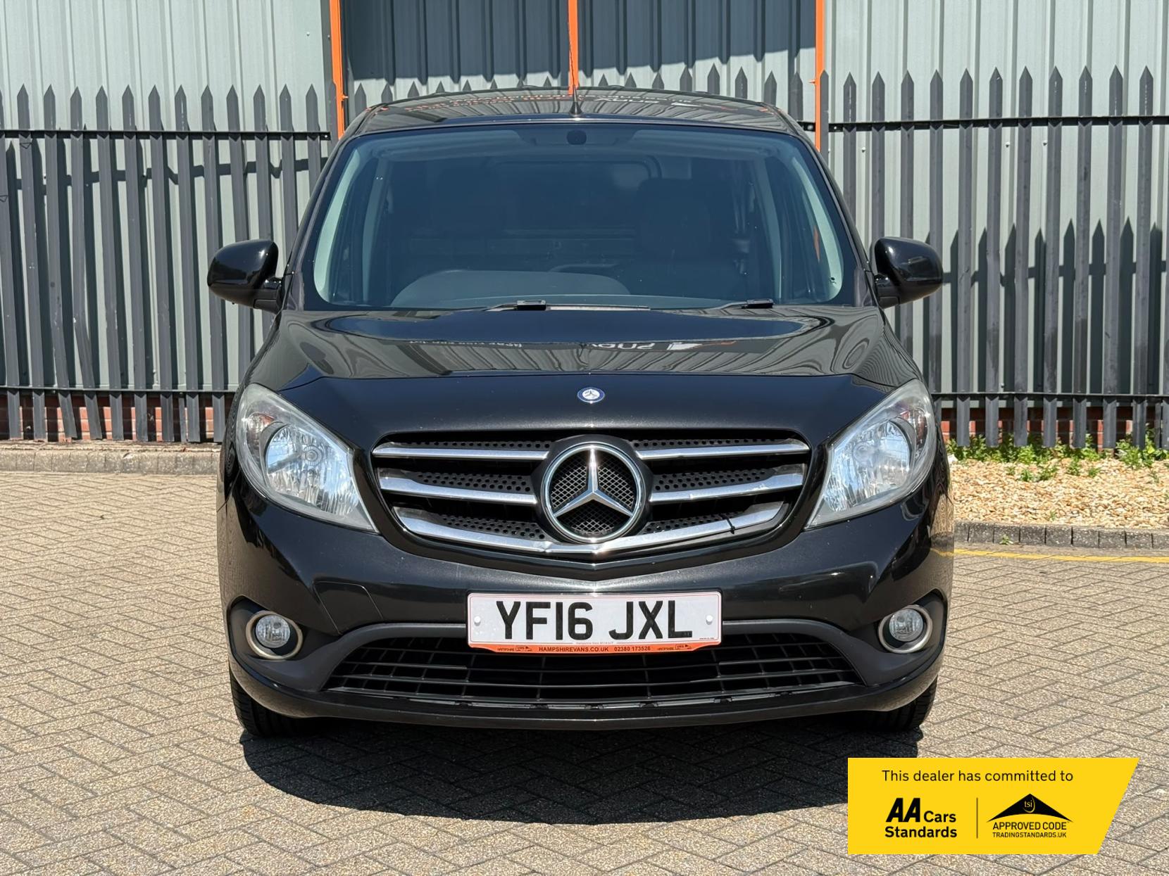 2016 Mercedes-Benz Citan 1.5 111 CDI Sport Panel Van 5dr Diesel Manual L2 Euro 5 (110 ps) - Thumbnail 8
