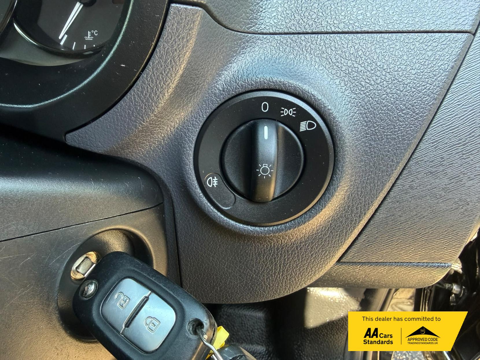 2016 Mercedes-Benz Citan 1.5 111 CDI Sport Panel Van 5dr Diesel Manual L2 Euro 5 (110 ps) - Thumbnail 37