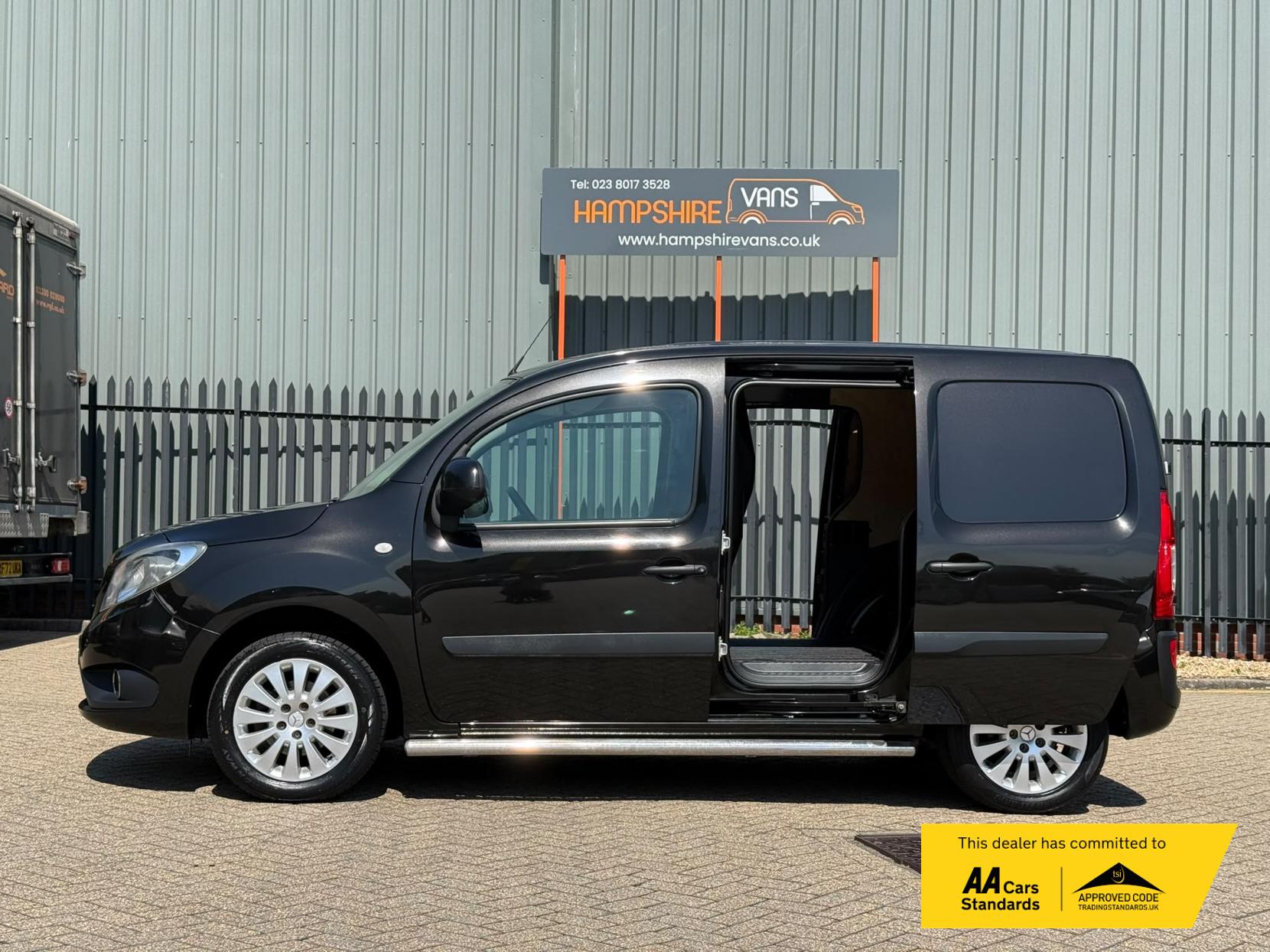 2016 Mercedes-Benz Citan 1.5 111 CDI Sport Panel Van 5dr Diesel Manual L2 Euro 5 (110 ps) - Thumbnail 5