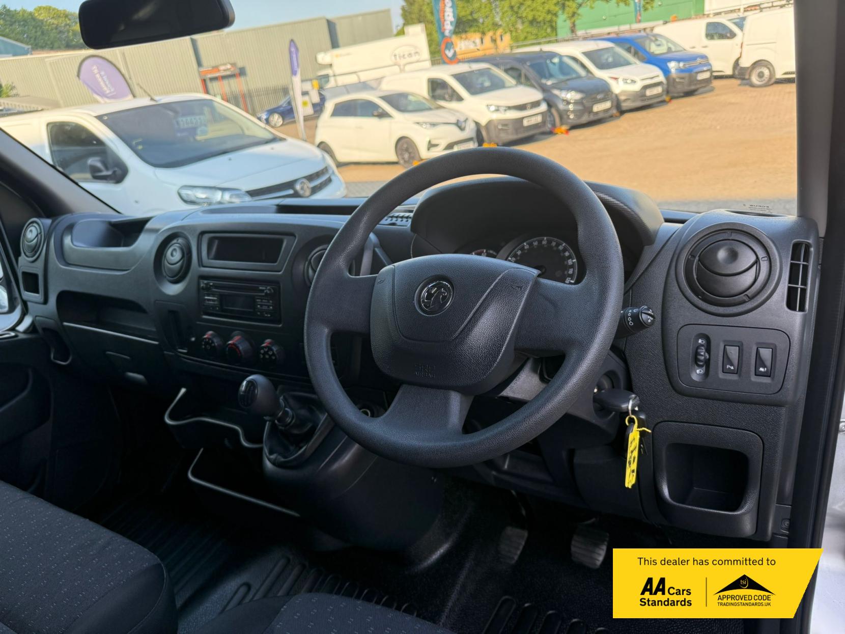 Vauxhall Movano 2.3 CDTi 3300 Panel Van 5dr Diesel Manual FWD L2 H2 Euro 6 (130 ps)