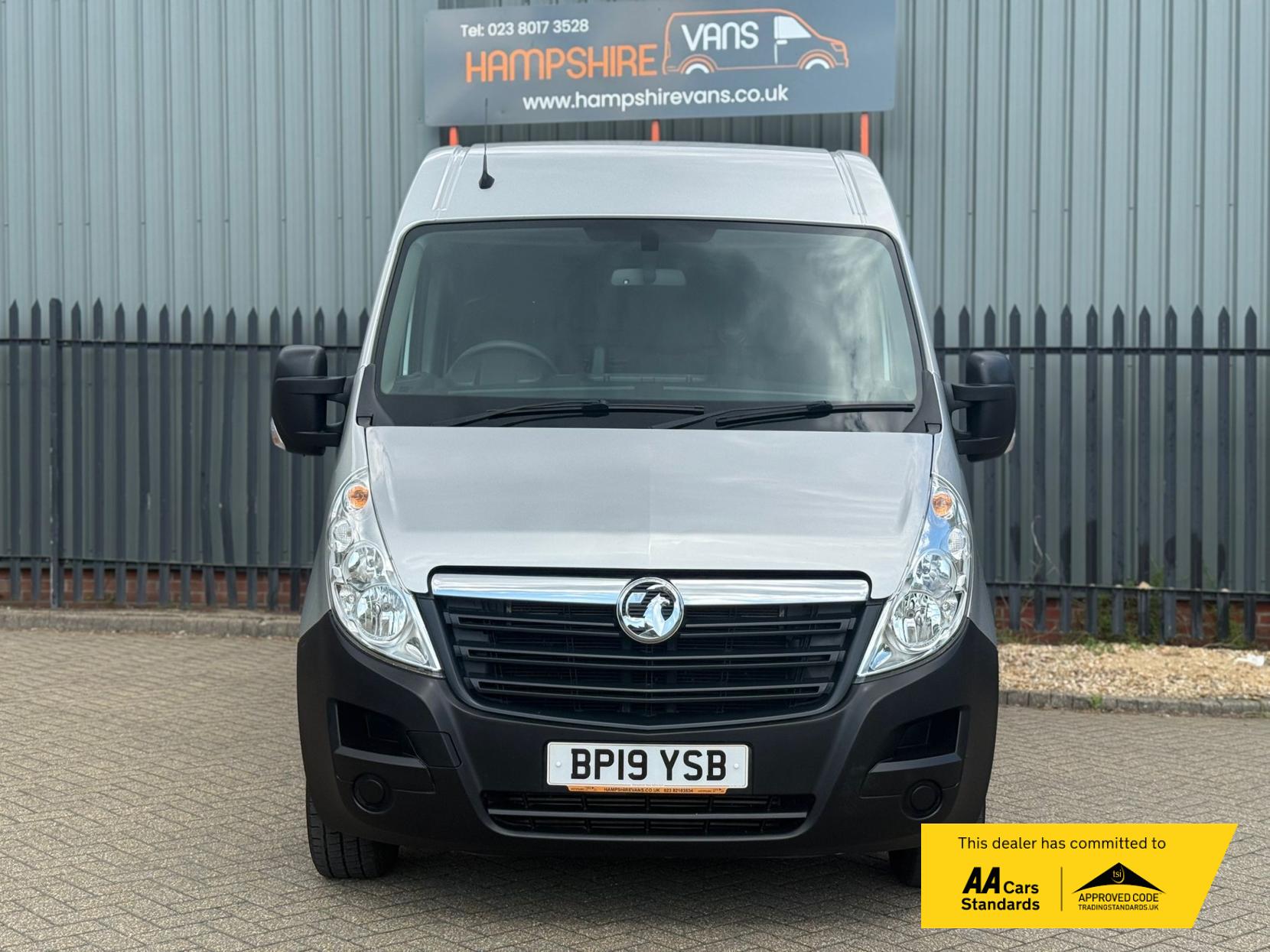 Vauxhall Movano 2.3 CDTi 3300 Panel Van 5dr Diesel Manual FWD L2 H2 Euro 6 (130 ps)