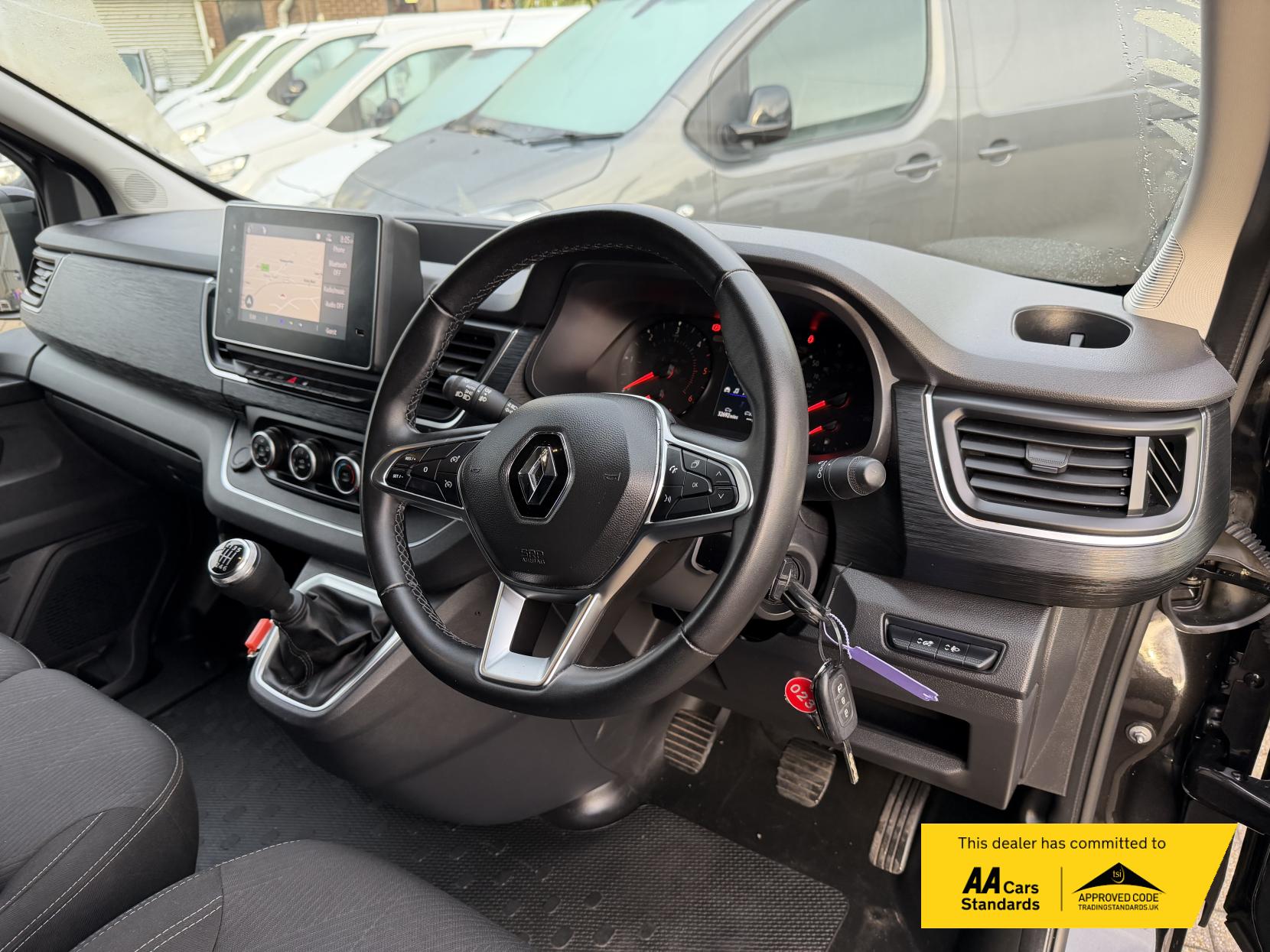 Renault Trafic 2.0 dCi Blue SL28 Sport Panel Van 5dr Diesel Manual L1 H1 Euro 6 (s/s) (130 ps)