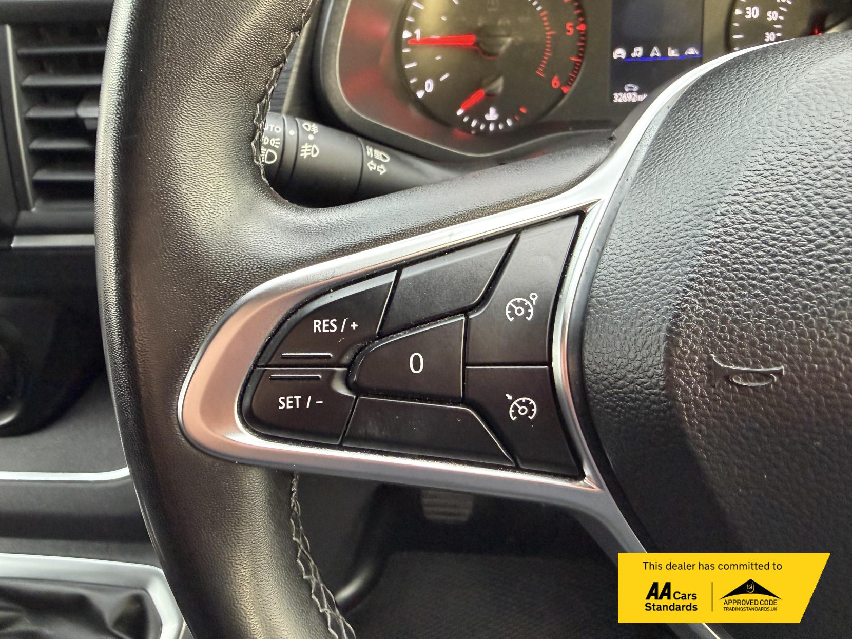 Renault Trafic 2.0 dCi Blue SL28 Sport Panel Van 5dr Diesel Manual L1 H1 Euro 6 (s/s) (130 ps)