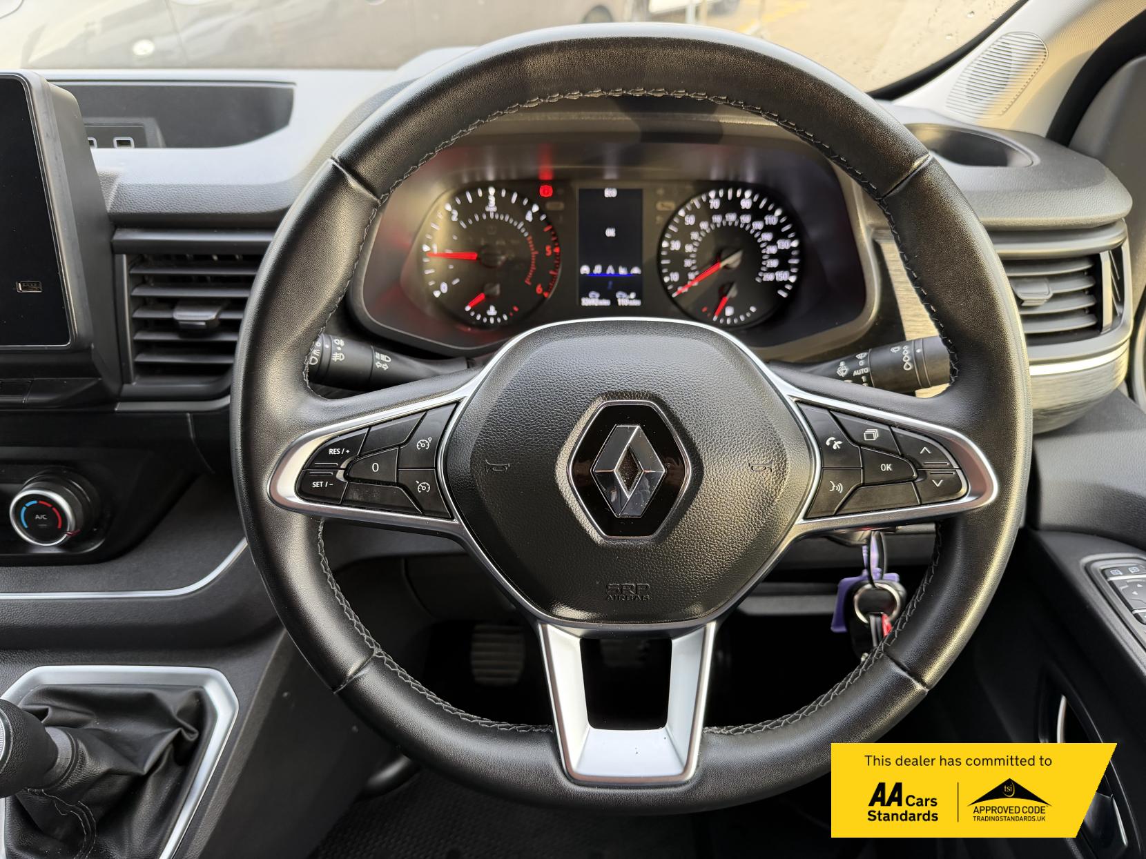 Renault Trafic 2.0 dCi Blue SL28 Sport Panel Van 5dr Diesel Manual L1 H1 Euro 6 (s/s) (130 ps)