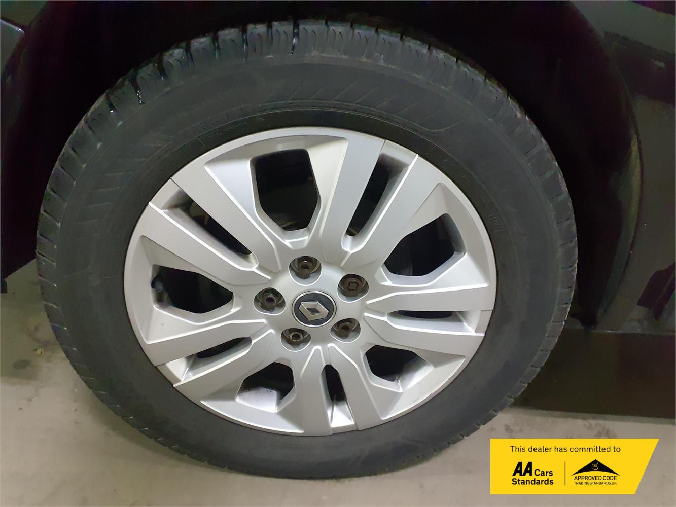 Renault Trafic 2.0 dCi Blue SL28 Sport Panel Van 5dr Diesel Manual L1 H1 Euro 6 (s/s) (130 ps)