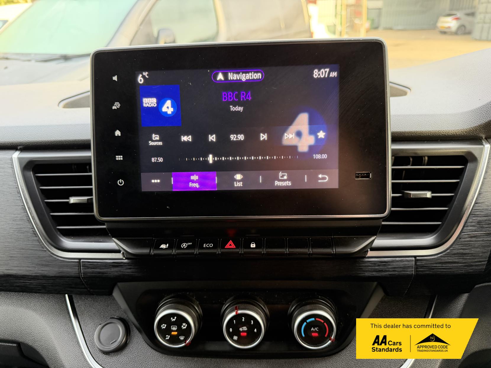 Renault Trafic 2.0 dCi Blue SL28 Sport Panel Van 5dr Diesel Manual L1 H1 Euro 6 (s/s) (130 ps)