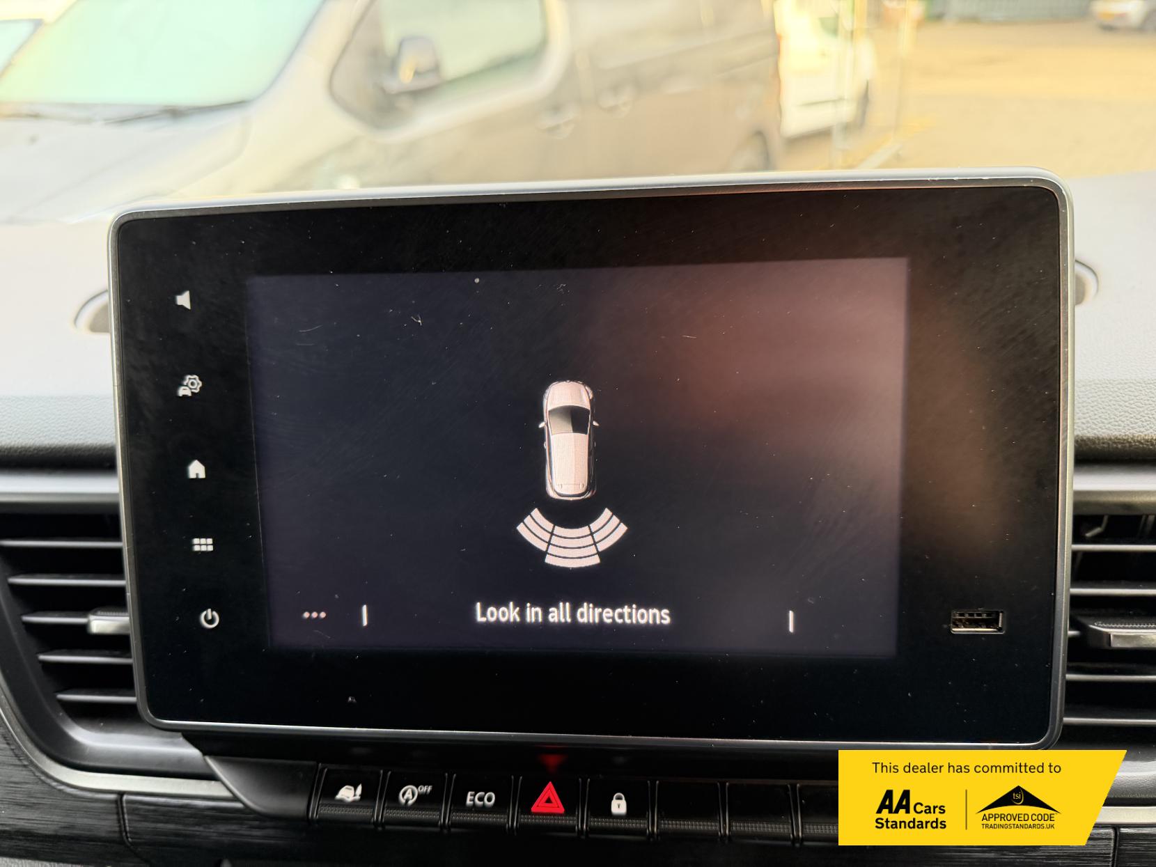 Renault Trafic 2.0 dCi Blue SL28 Sport Panel Van 5dr Diesel Manual L1 H1 Euro 6 (s/s) (130 ps)