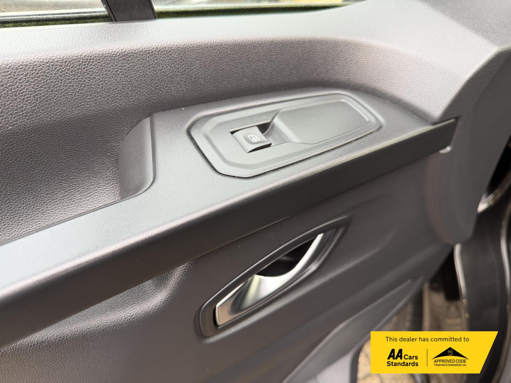 Renault Trafic 2.0 dCi Blue SL28 Sport Panel Van 5dr Diesel Manual L1 H1 Euro 6 (s/s) (130 ps)