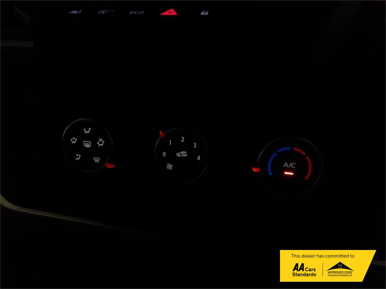 Renault Trafic 2.0 dCi Blue SL28 Sport Panel Van 5dr Diesel Manual L1 H1 Euro 6 (s/s) (130 ps)