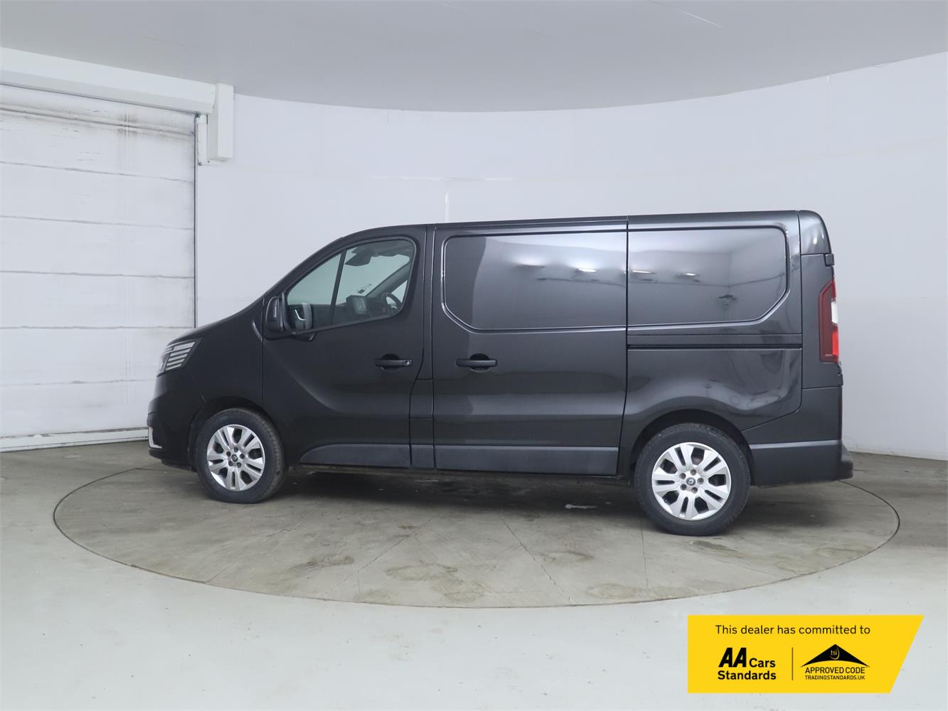 Renault Trafic 2.0 dCi Blue SL28 Sport Panel Van 5dr Diesel Manual L1 H1 Euro 6 (s/s) (130 ps)