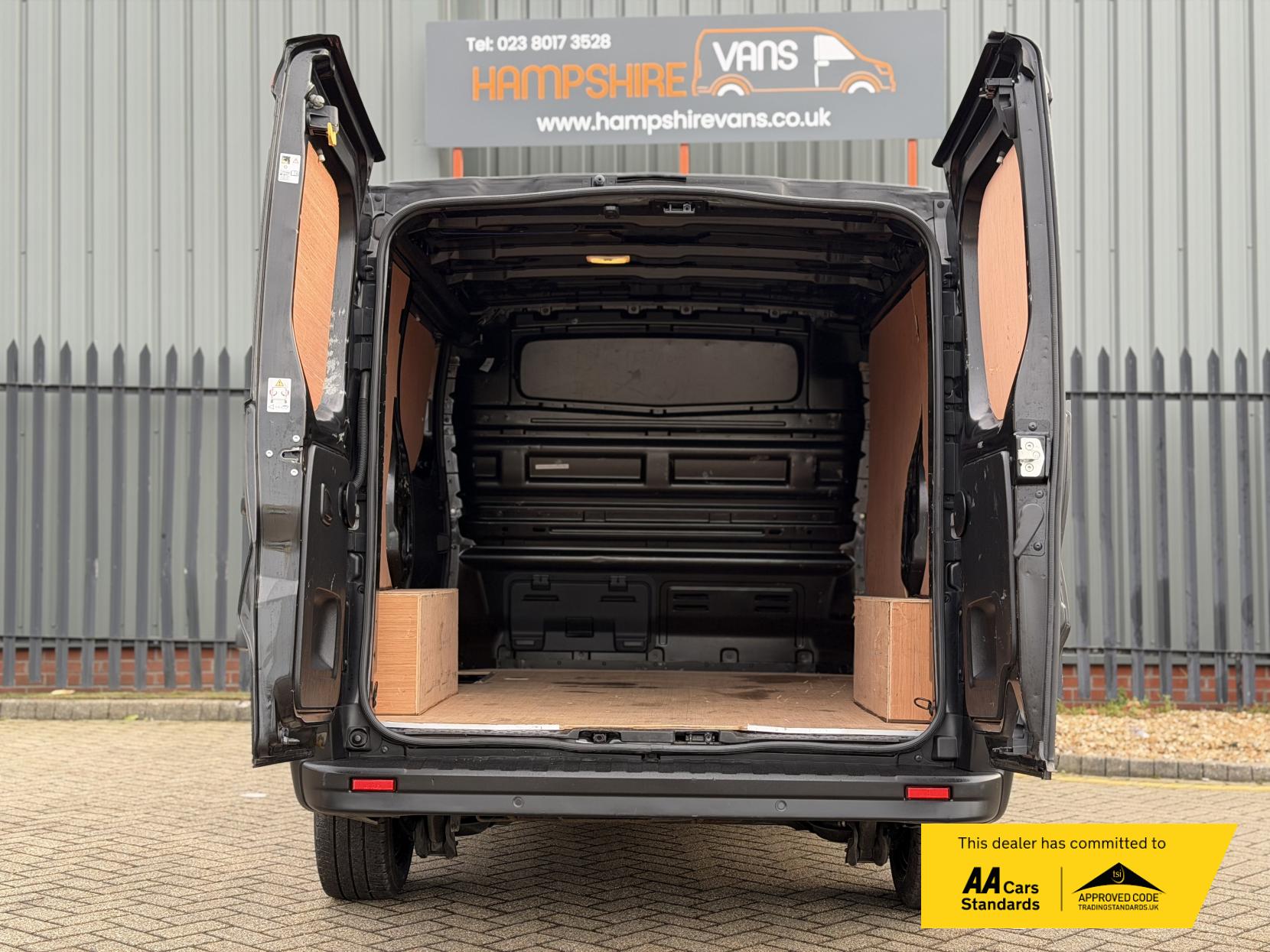 Renault Trafic 2.0 dCi Blue SL28 Sport Panel Van 5dr Diesel Manual L1 H1 Euro 6 (s/s) (130 ps)