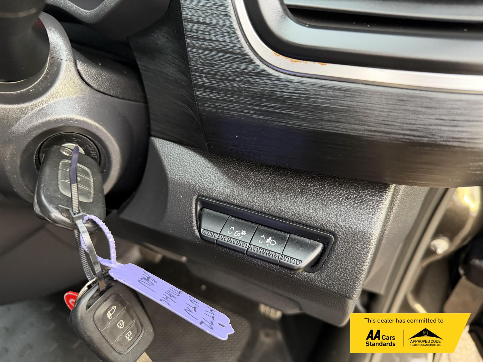 Renault Trafic 2.0 dCi Blue SL28 Sport Panel Van 5dr Diesel Manual L1 H1 Euro 6 (s/s) (130 ps)