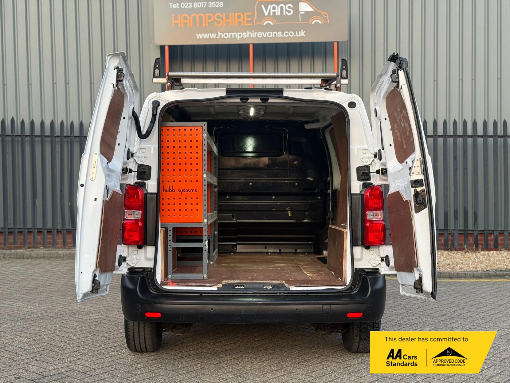 Citroen Dispatch 2.0 BlueHDi 1400 Enterprise M Panel Van 6dr Diesel Manual FWD 2 Euro 6 (s/s) (120 ps)