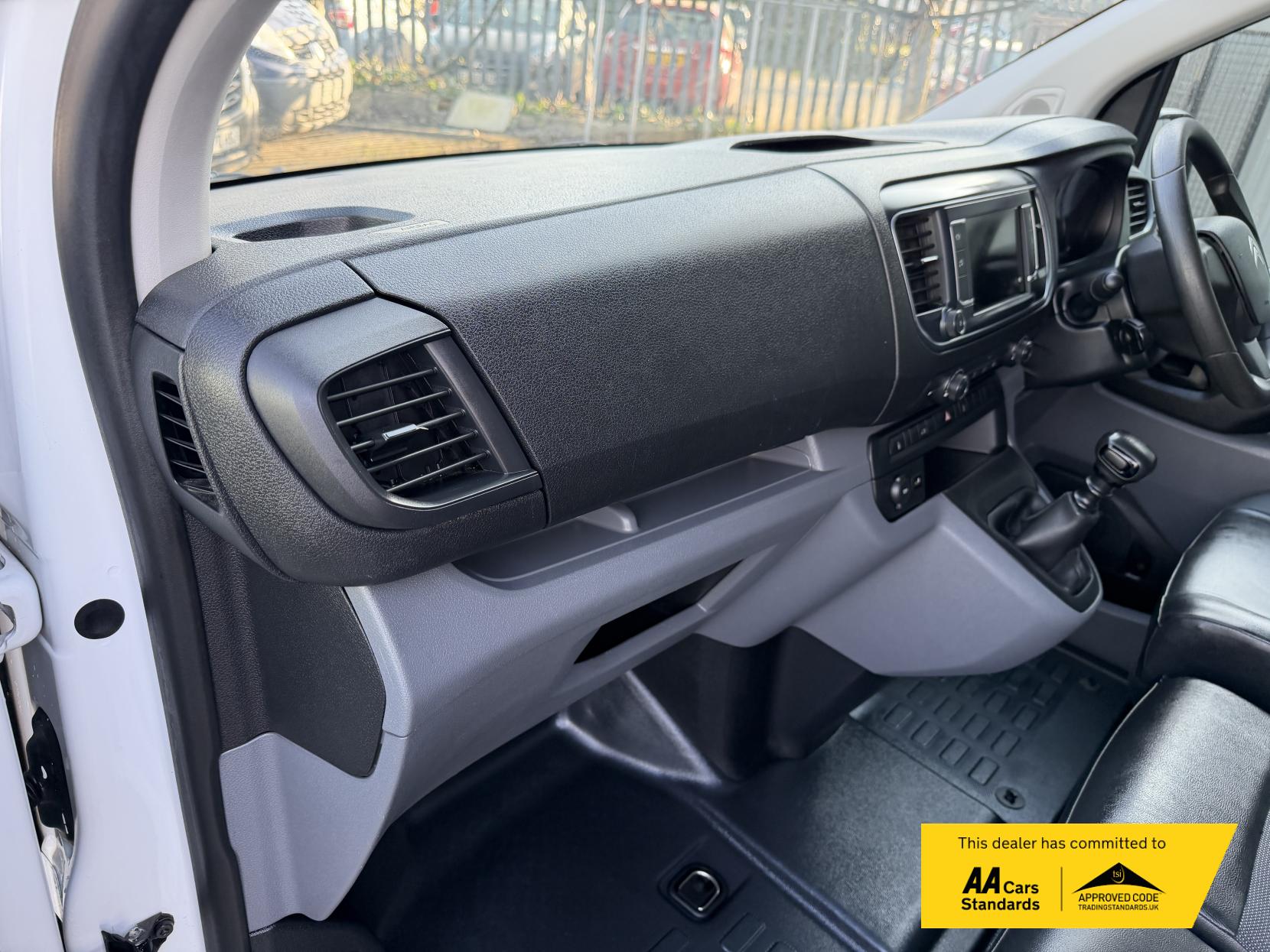 Citroen Dispatch 2.0 BlueHDi 1400 Enterprise M Panel Van 6dr Diesel Manual FWD 2 Euro 6 (s/s) (120 ps)