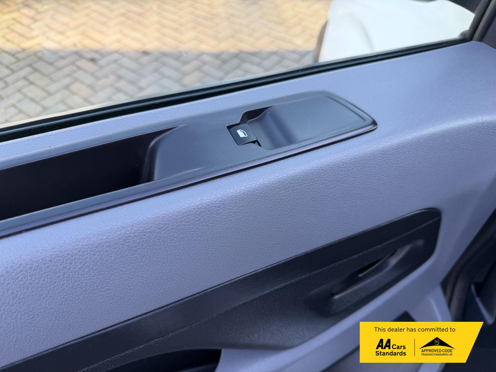 Citroen Dispatch 2.0 BlueHDi 1400 Enterprise M Panel Van 6dr Diesel Manual FWD 2 Euro 6 (s/s) (120 ps)