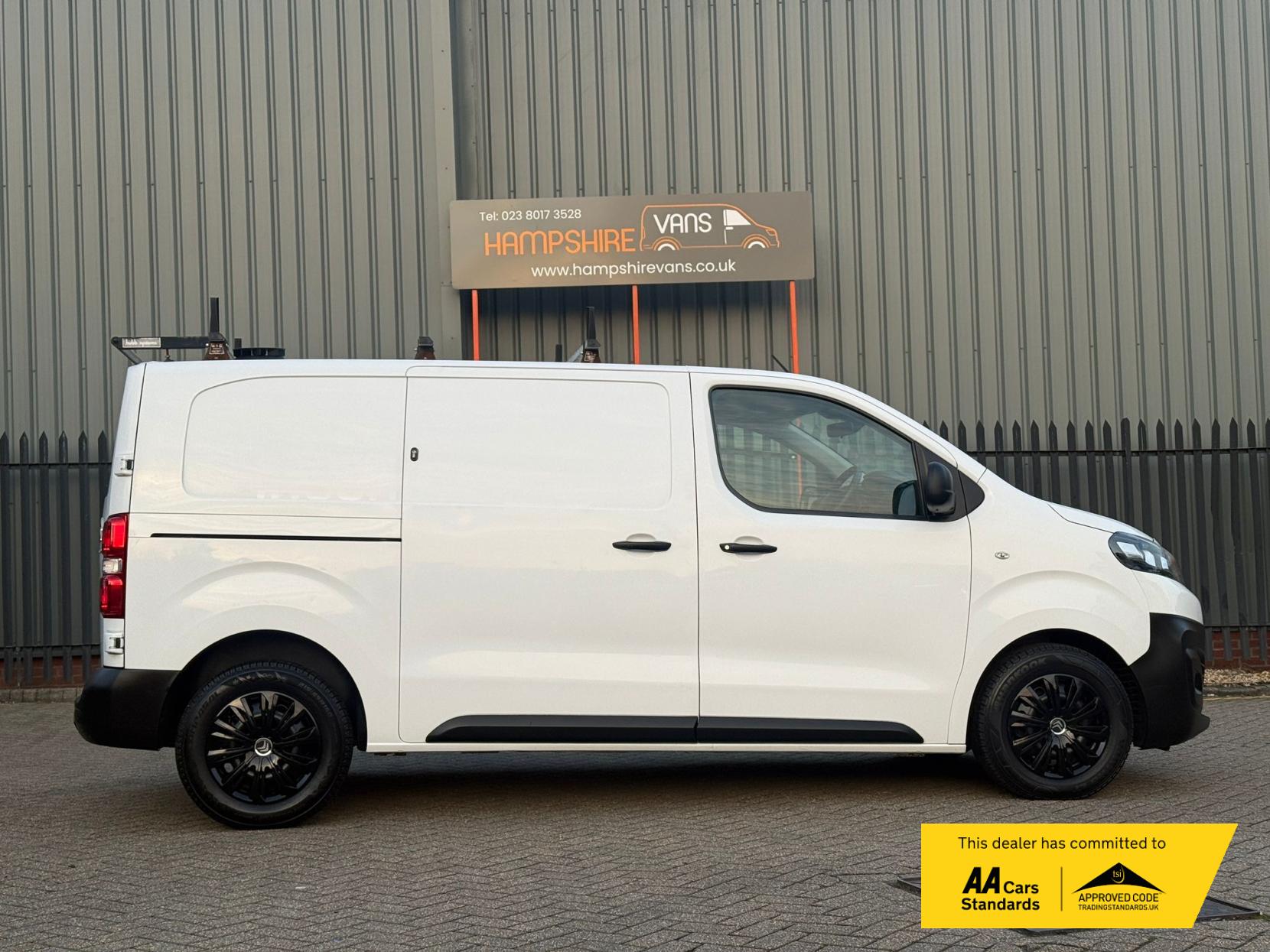 Citroen Dispatch 2.0 BlueHDi 1400 Enterprise M Panel Van 6dr Diesel Manual FWD 2 Euro 6 (s/s) (120 ps)