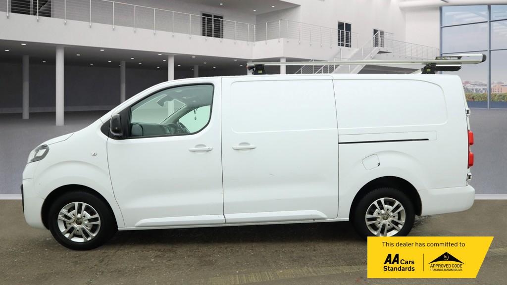 Vauxhall Vivaro 1.5 Turbo D 2900 Sportive Panel Van 6dr Diesel Manual L2 H1 Euro 6 (s/s) (100 ps)
