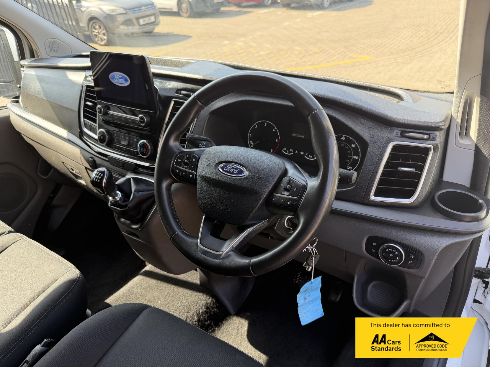 2023 Ford Transit Custom 2.0 300 EcoBlue Limited Crew Van Double Cab 5dr Diesel Manual L1 H1 Euro 6 (s/s) (130 ps) - Thumbnail 47