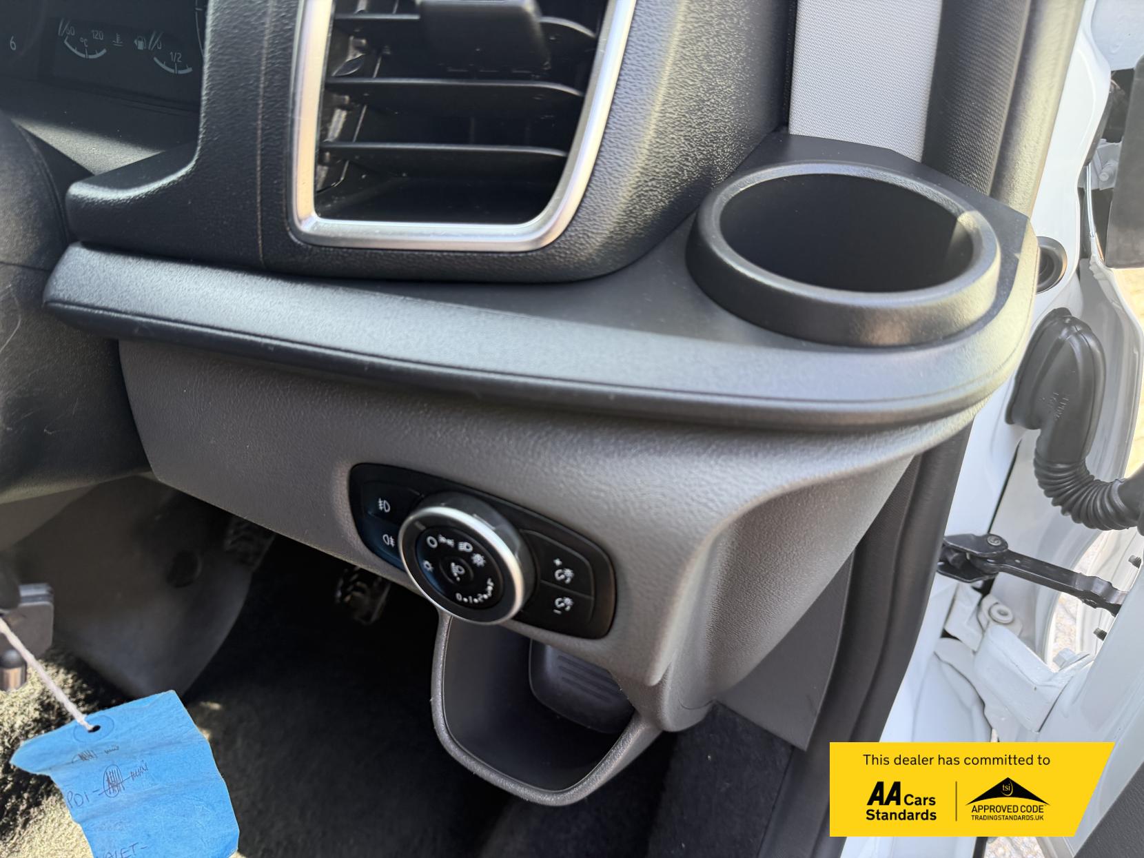 2023 Ford Transit Custom 2.0 300 EcoBlue Limited Crew Van Double Cab 5dr Diesel Manual L1 H1 Euro 6 (s/s) (130 ps) - Thumbnail 45